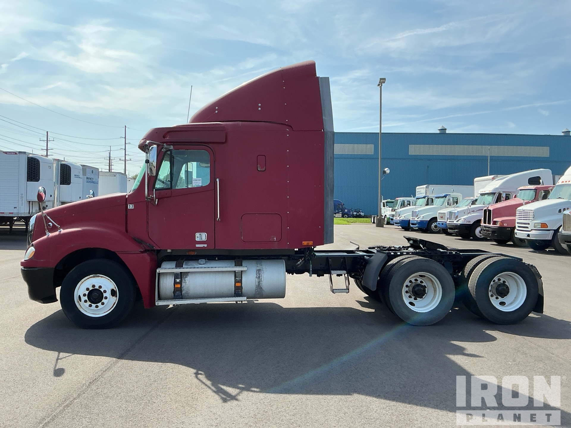 2003 Freightliner COLUMBIA 120