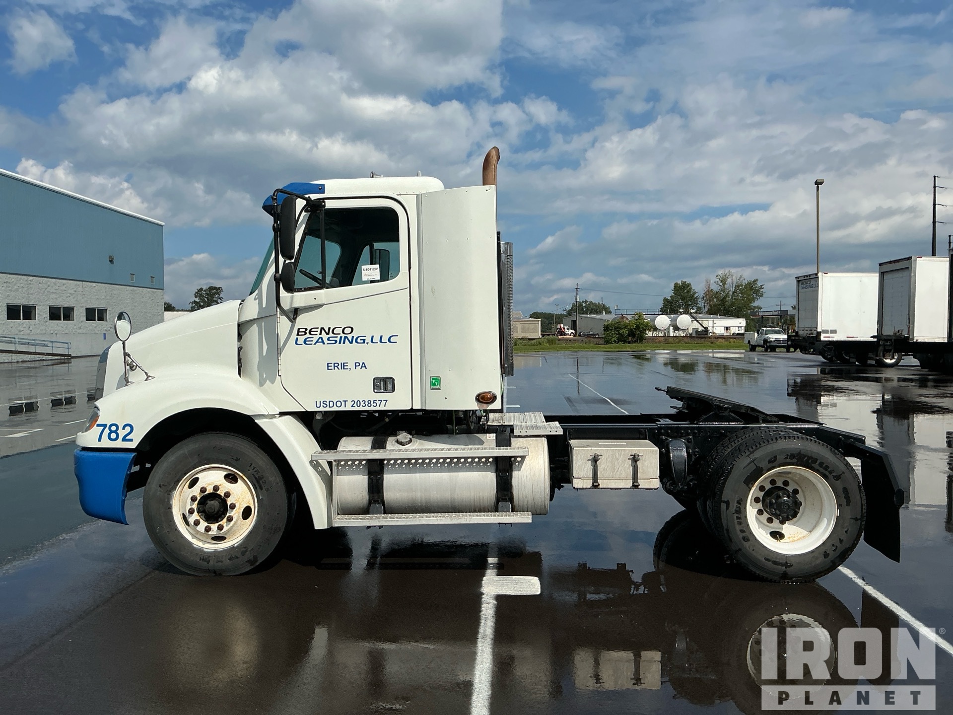 2007 Freightliner COLUMBIA 112