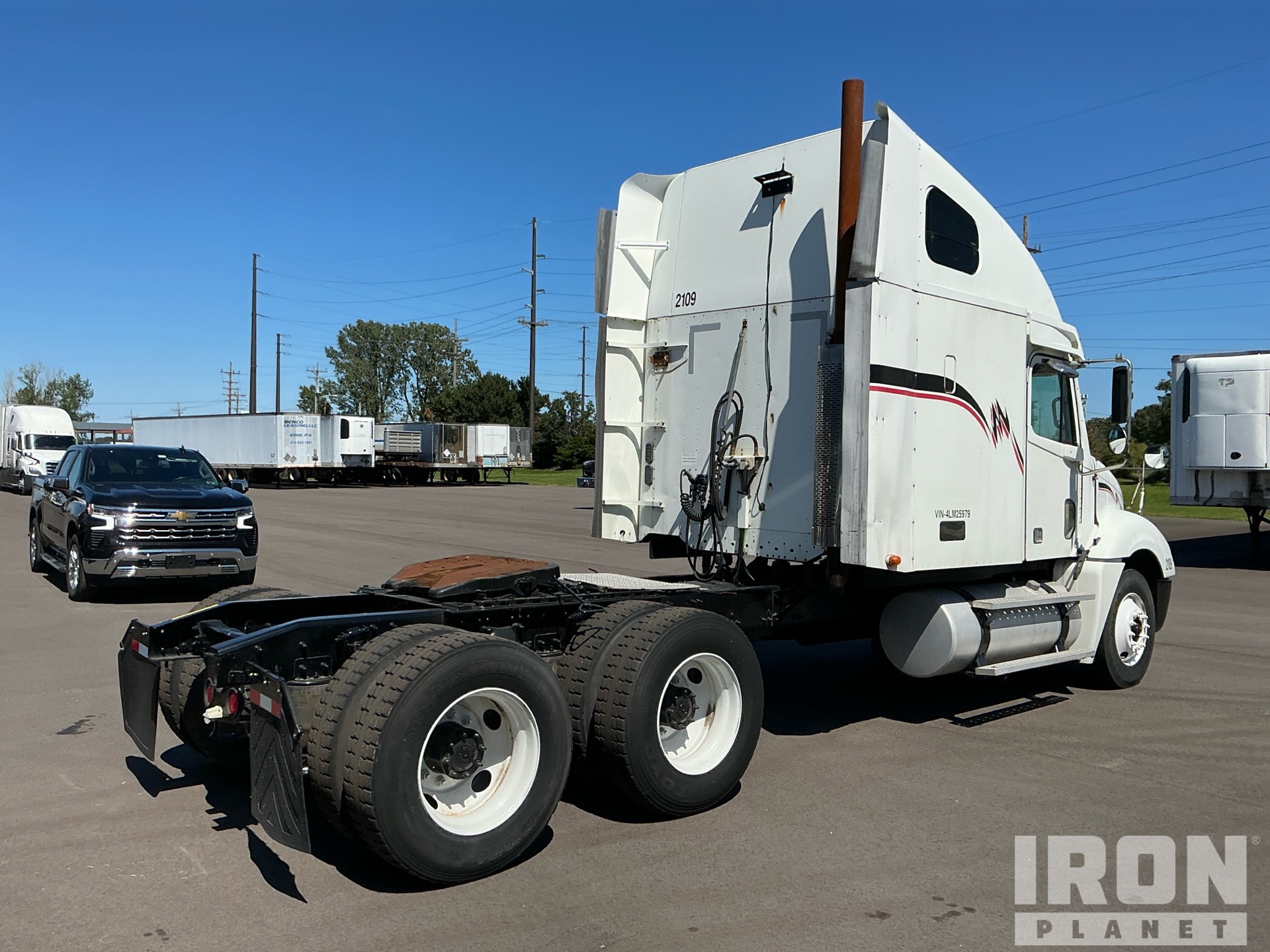 2004 Freightliner COLUMBIA 120