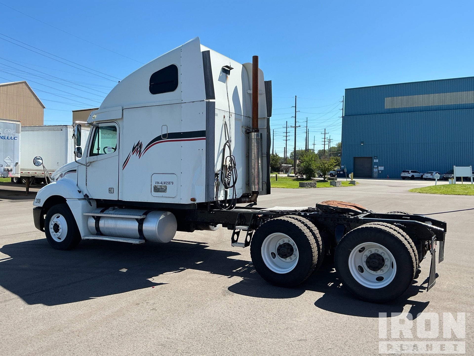 2004 Freightliner COLUMBIA 120