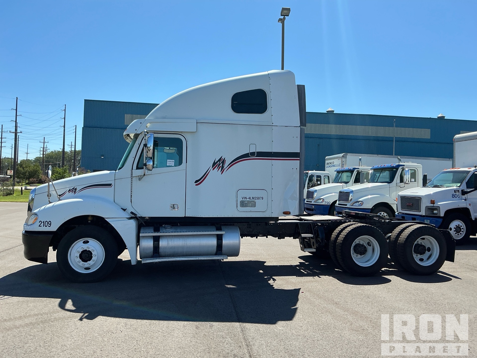 2004 Freightliner COLUMBIA 120