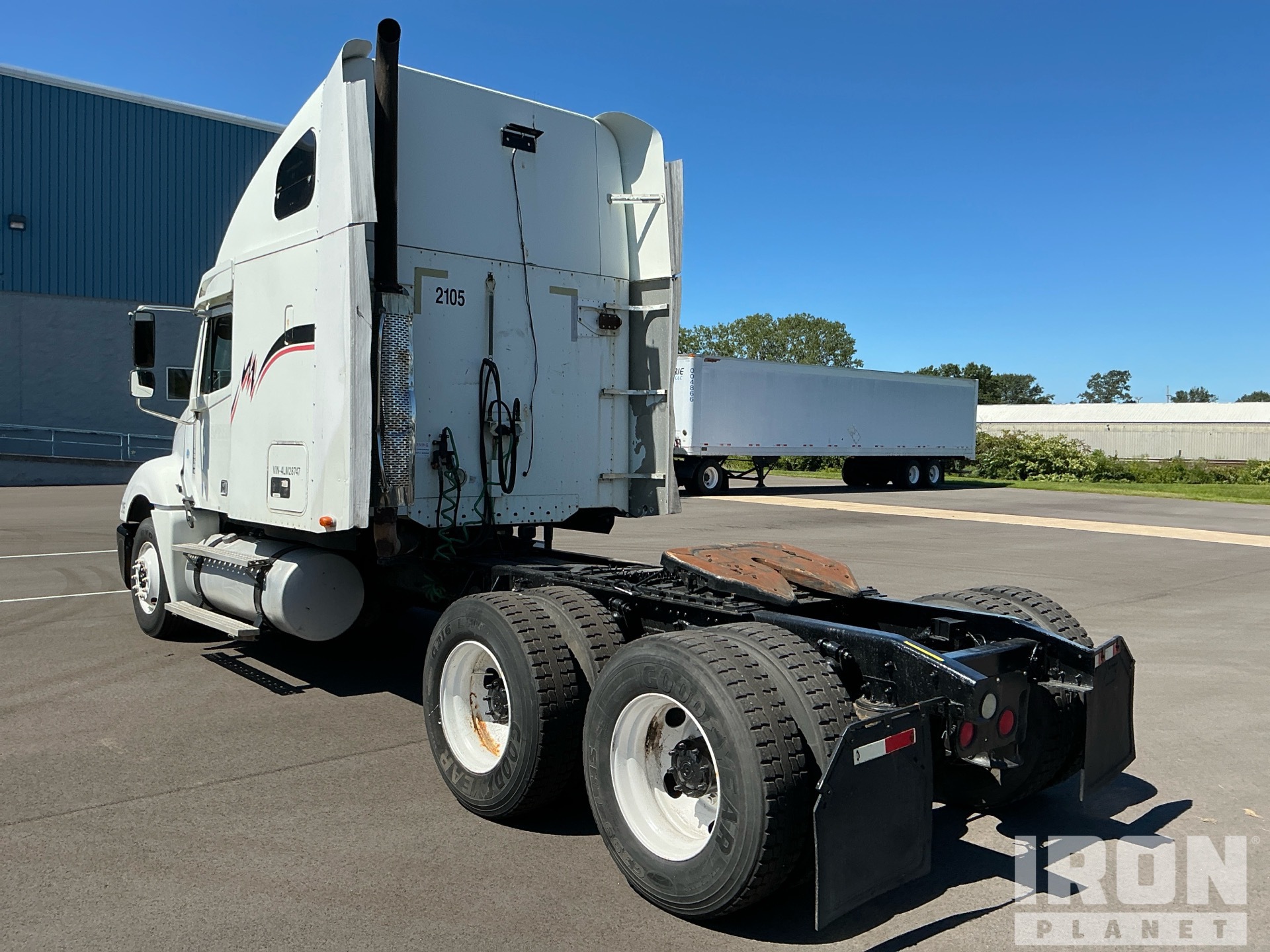 2004 Freightliner COLUMBIA 120
