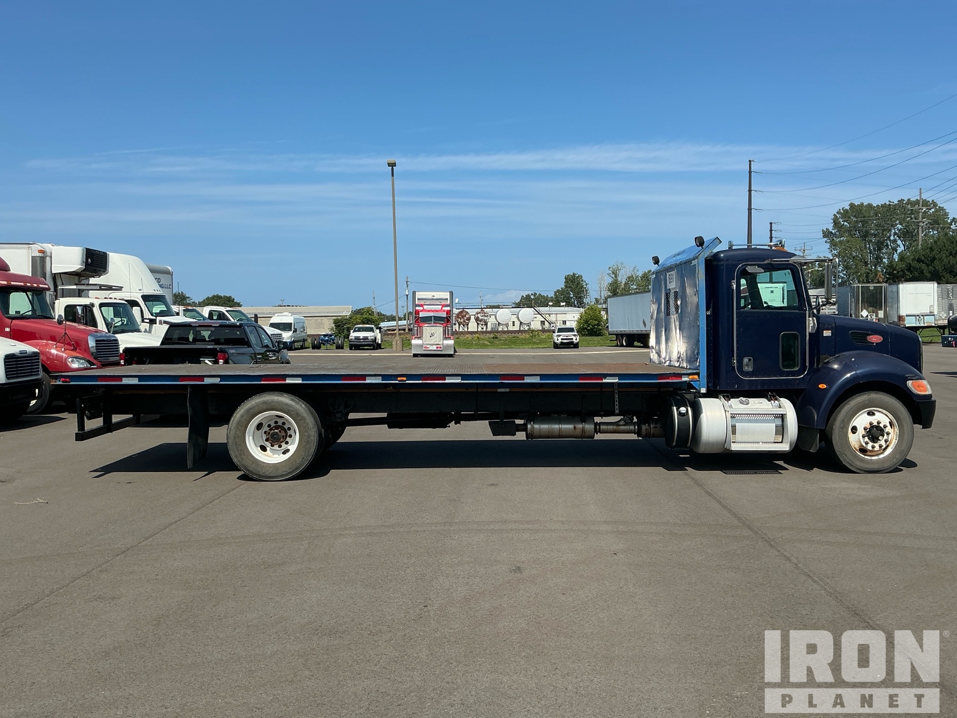 2011 Peterbilt 337