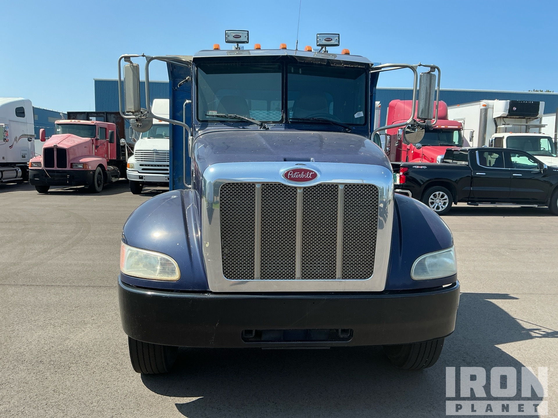 2011 Peterbilt 337