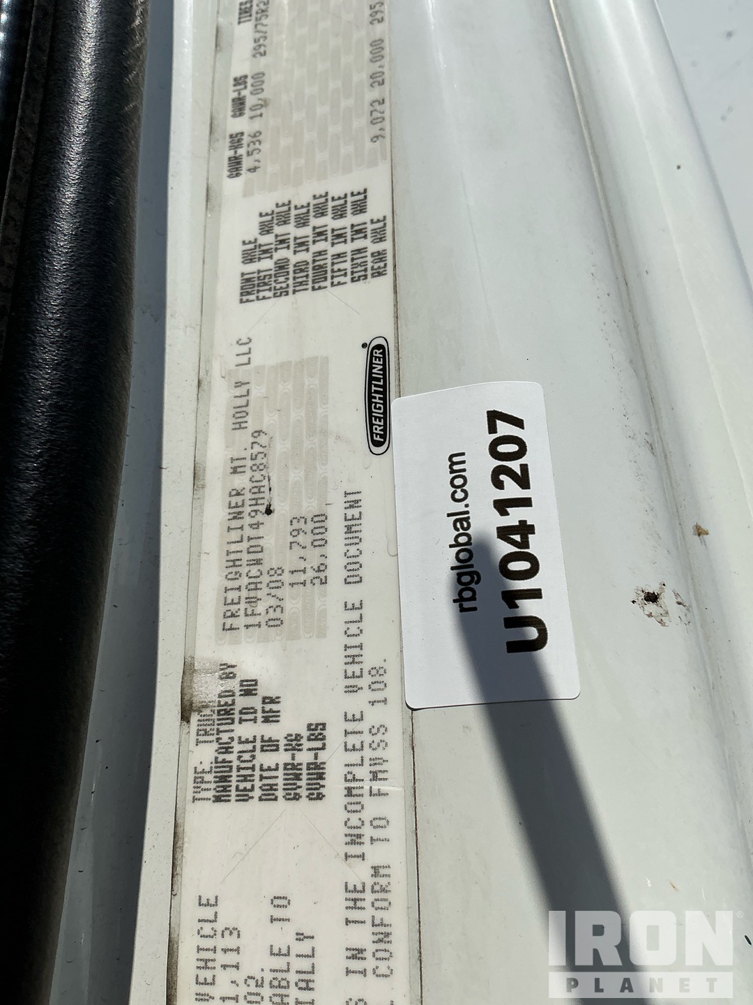2009 Freightliner M2 106
