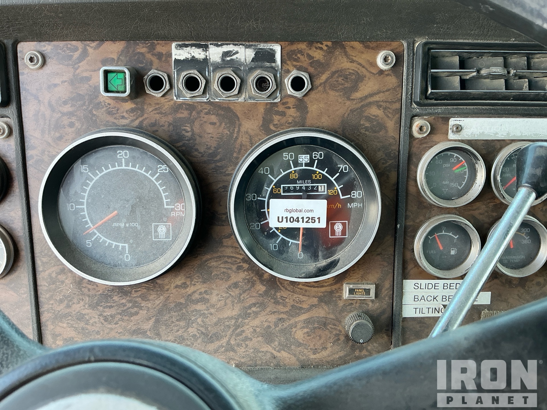 1990 Kenworth T600