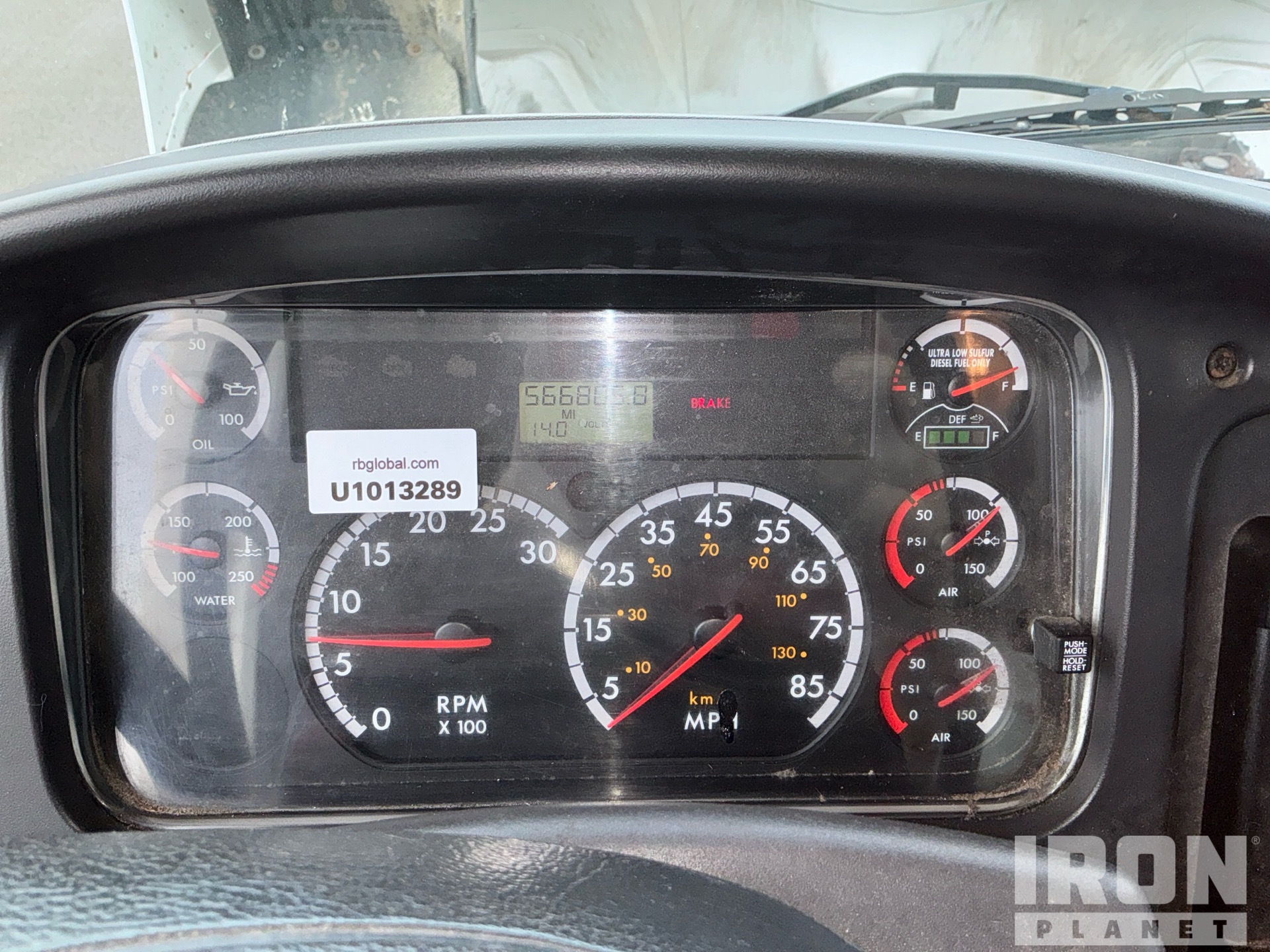 2014 Freightliner M2 106