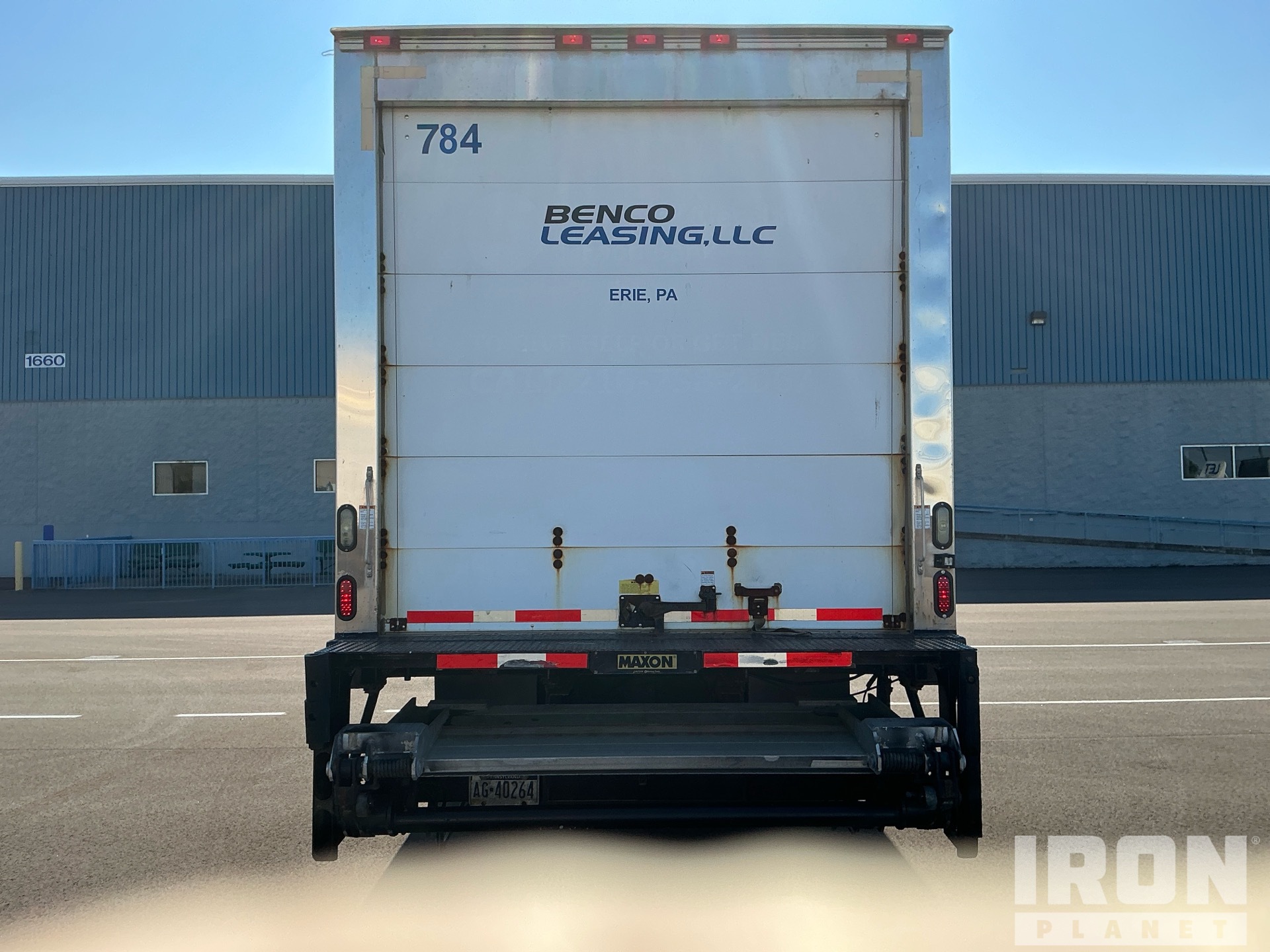 2007 Kenworth T300