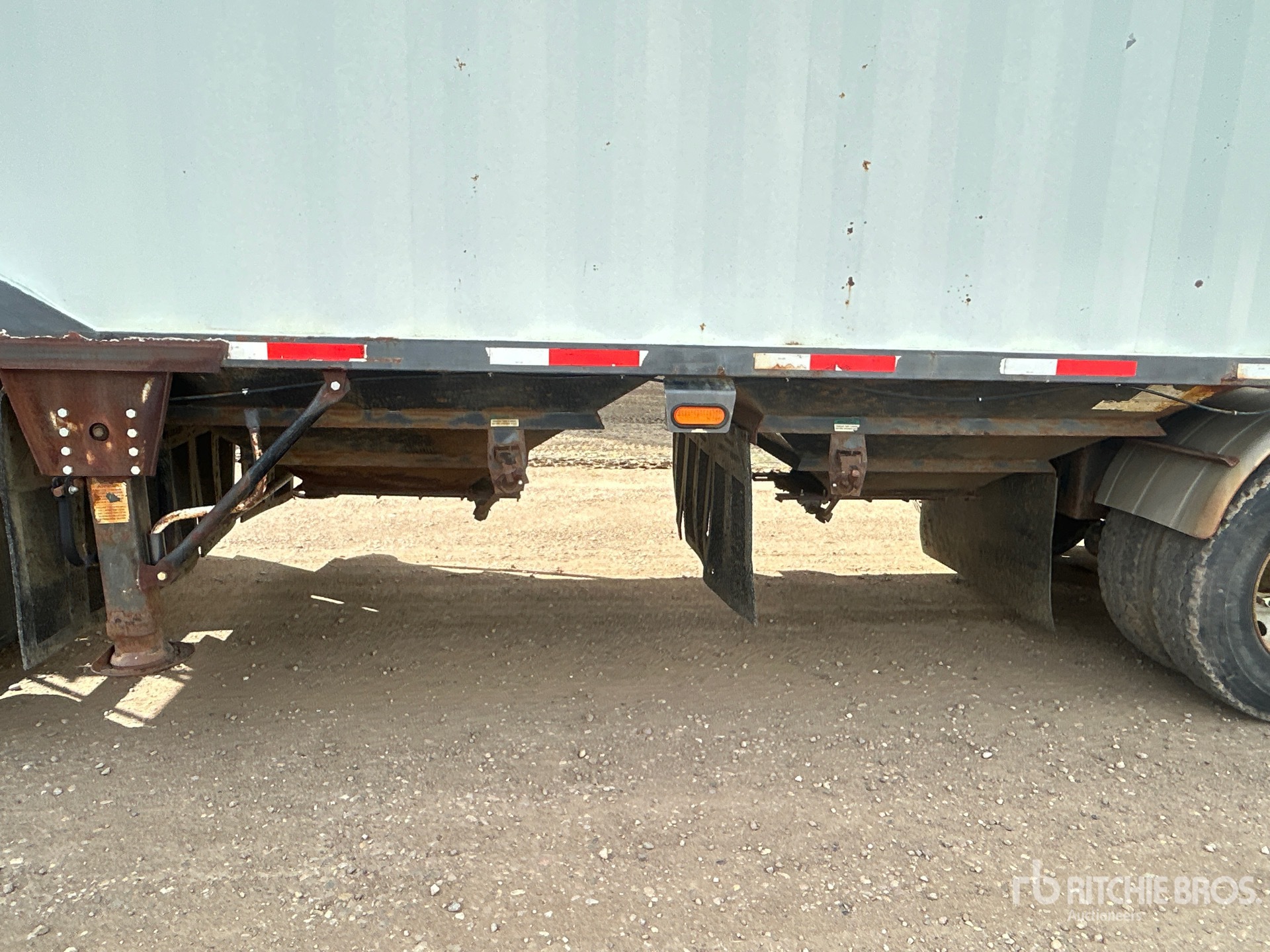 2005 Load King 30 ft T/A Super B-Train Pup