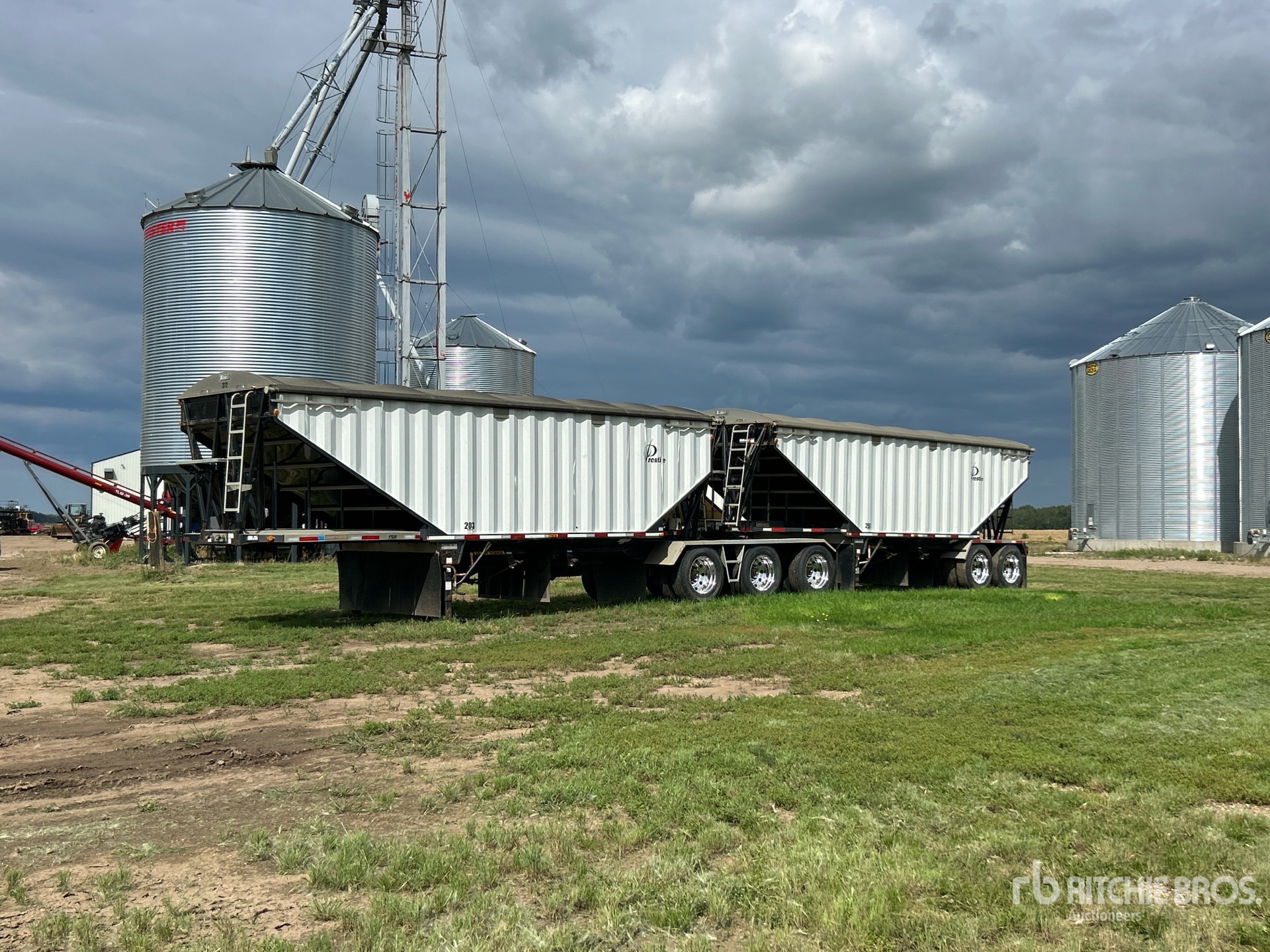 2014 Load King 30 ft T/A Super B-Train Pup