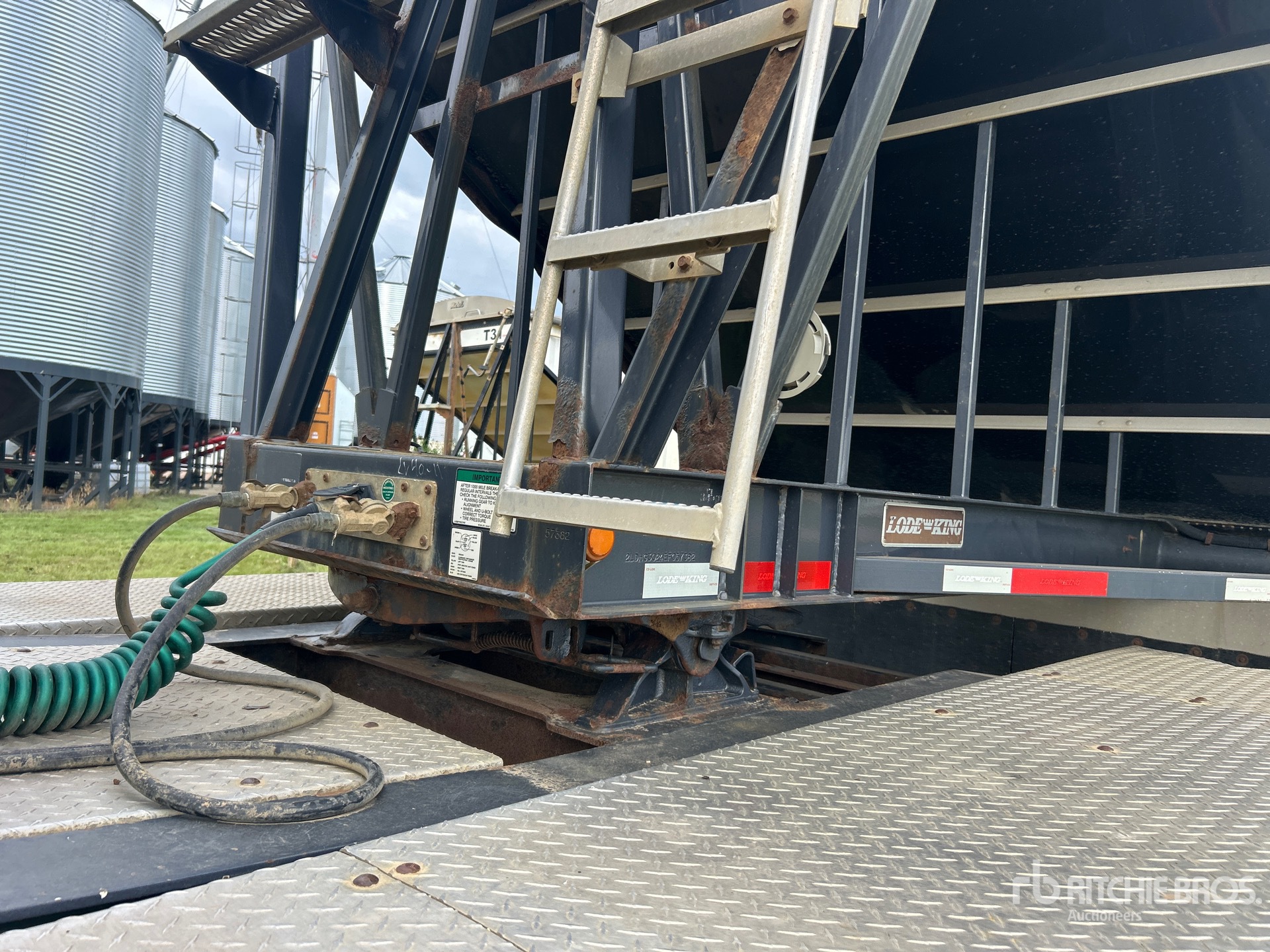 2014 Load King 30 ft T/A Super B-Train Pup