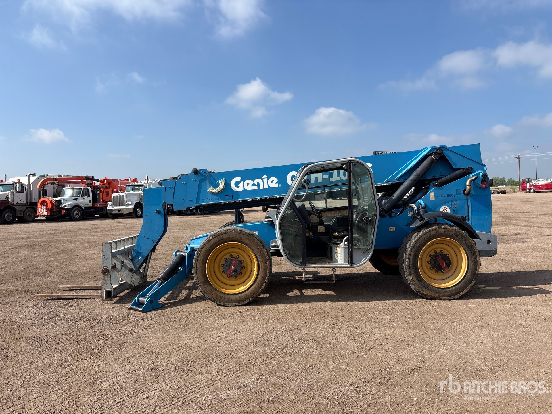 2008 Genie GTH-1056