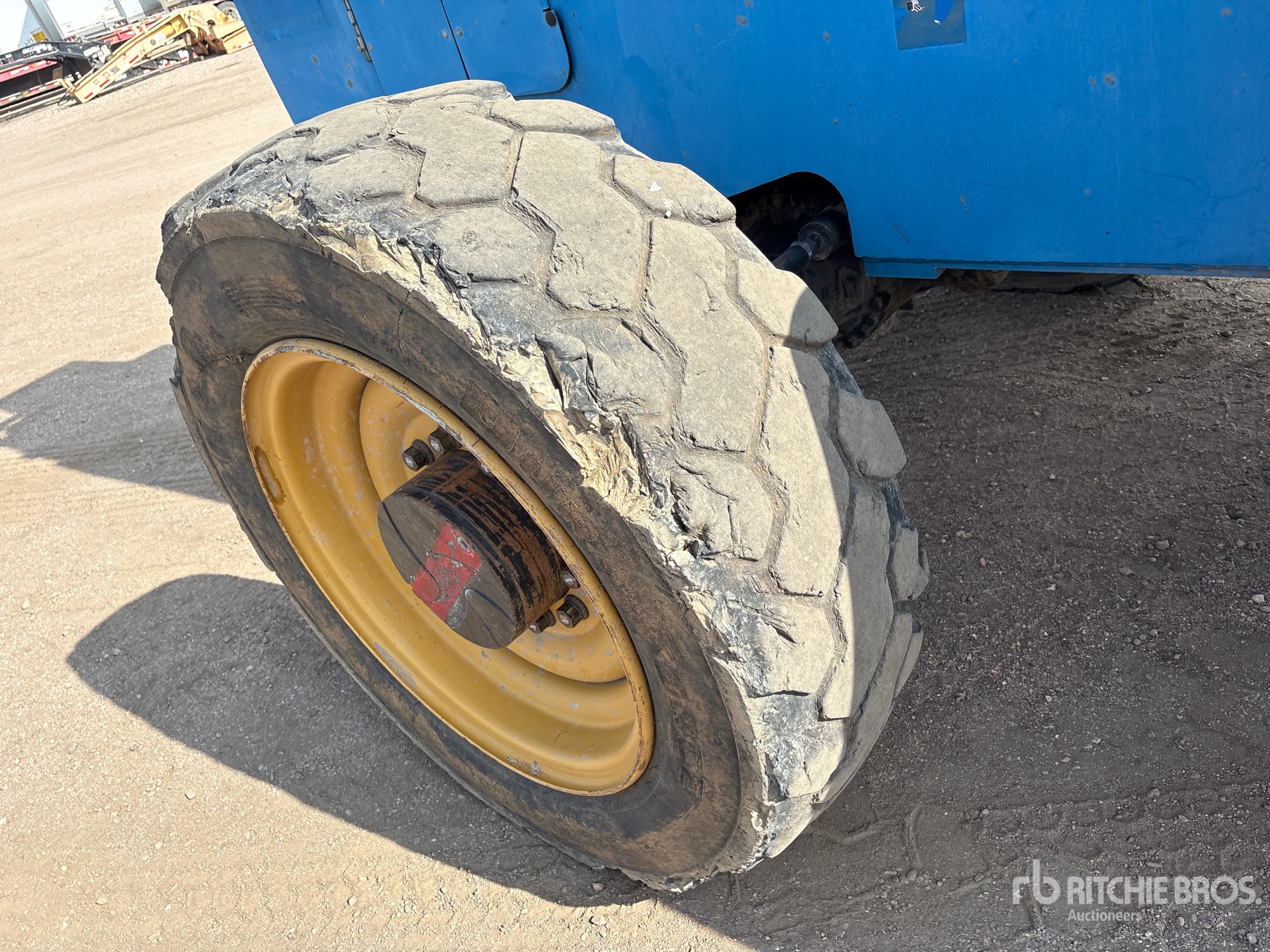 2008 Genie GTH-1056
