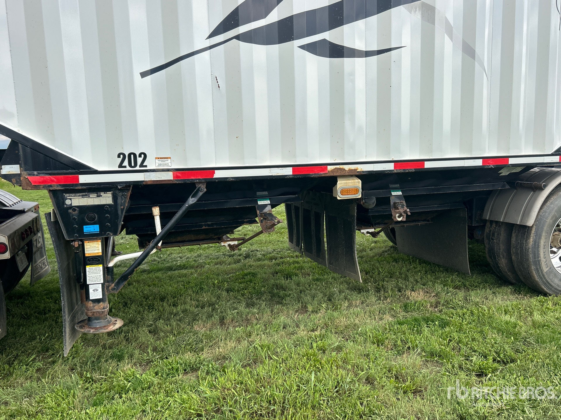 2010 Load King 30 ft T/A Super B-Train Pup