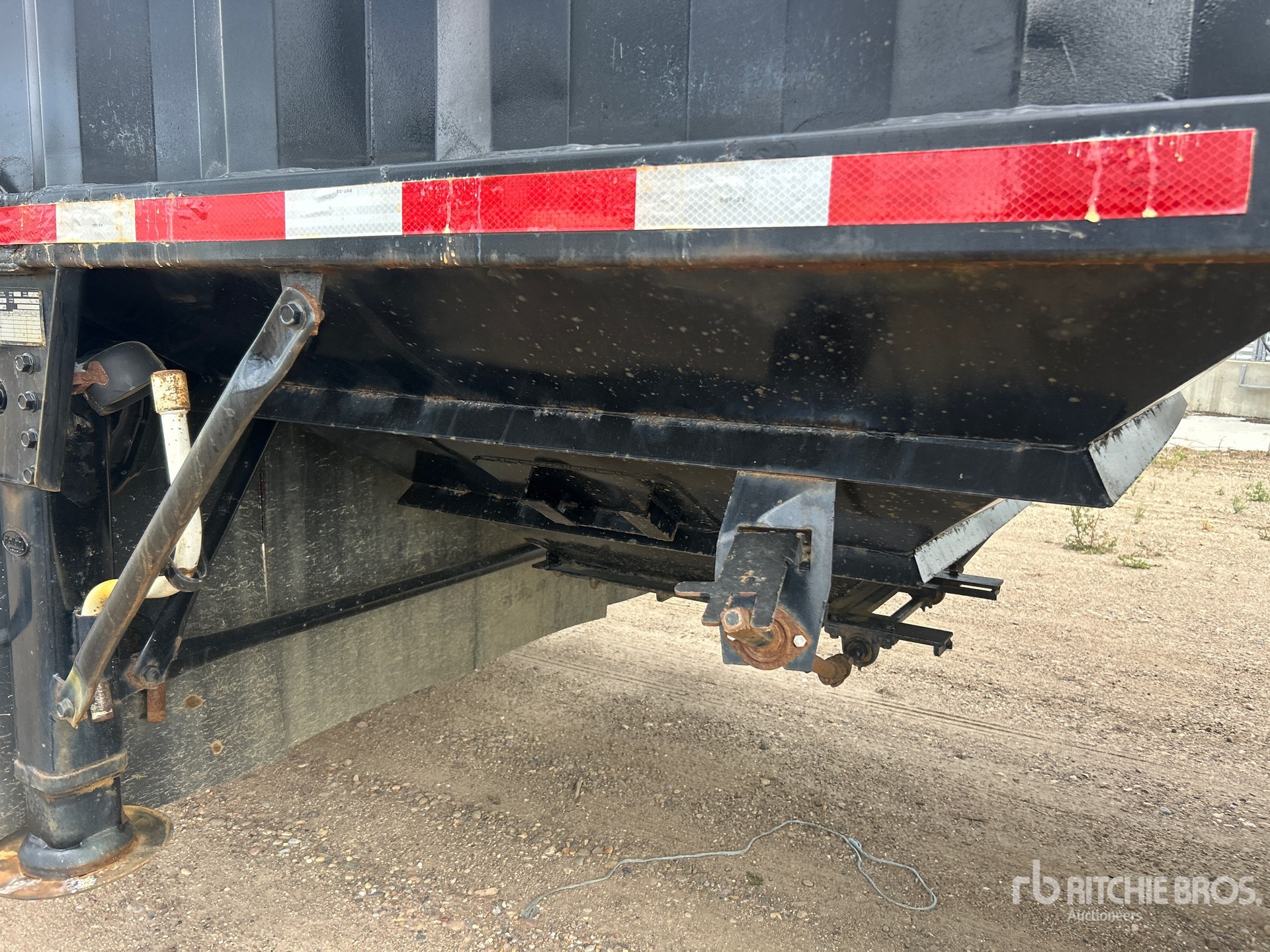 2016 Load King 30 ft T/A Super B-Train Pup