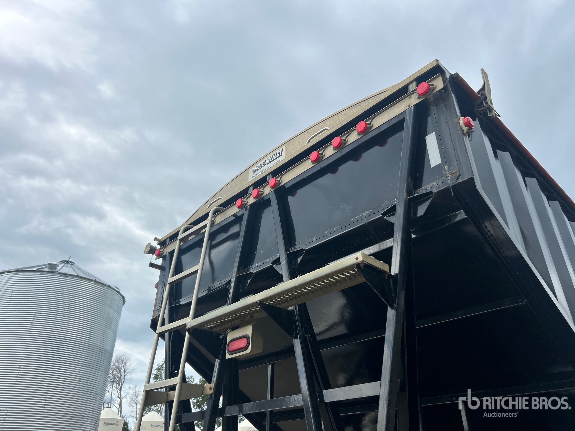 2016 Load King 30 ft T/A Super B-Train Pup