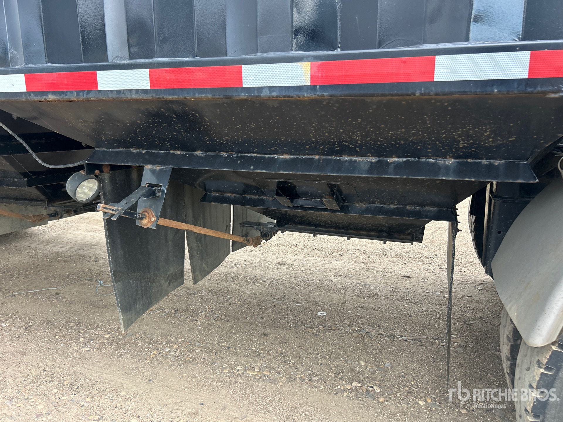 2016 Load King 30 ft T/A Super B-Train Pup