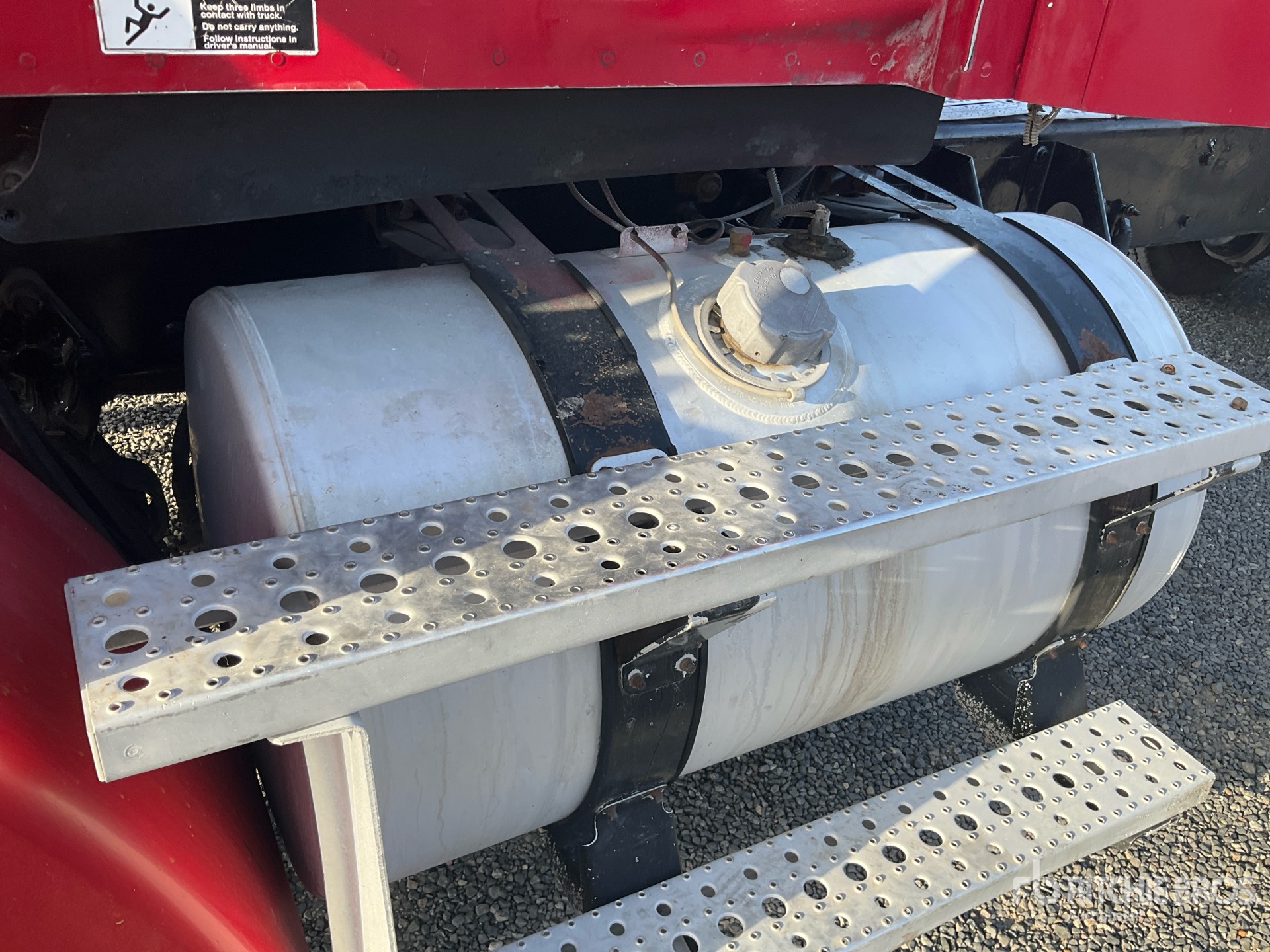 2006 Freightliner Columbia 112