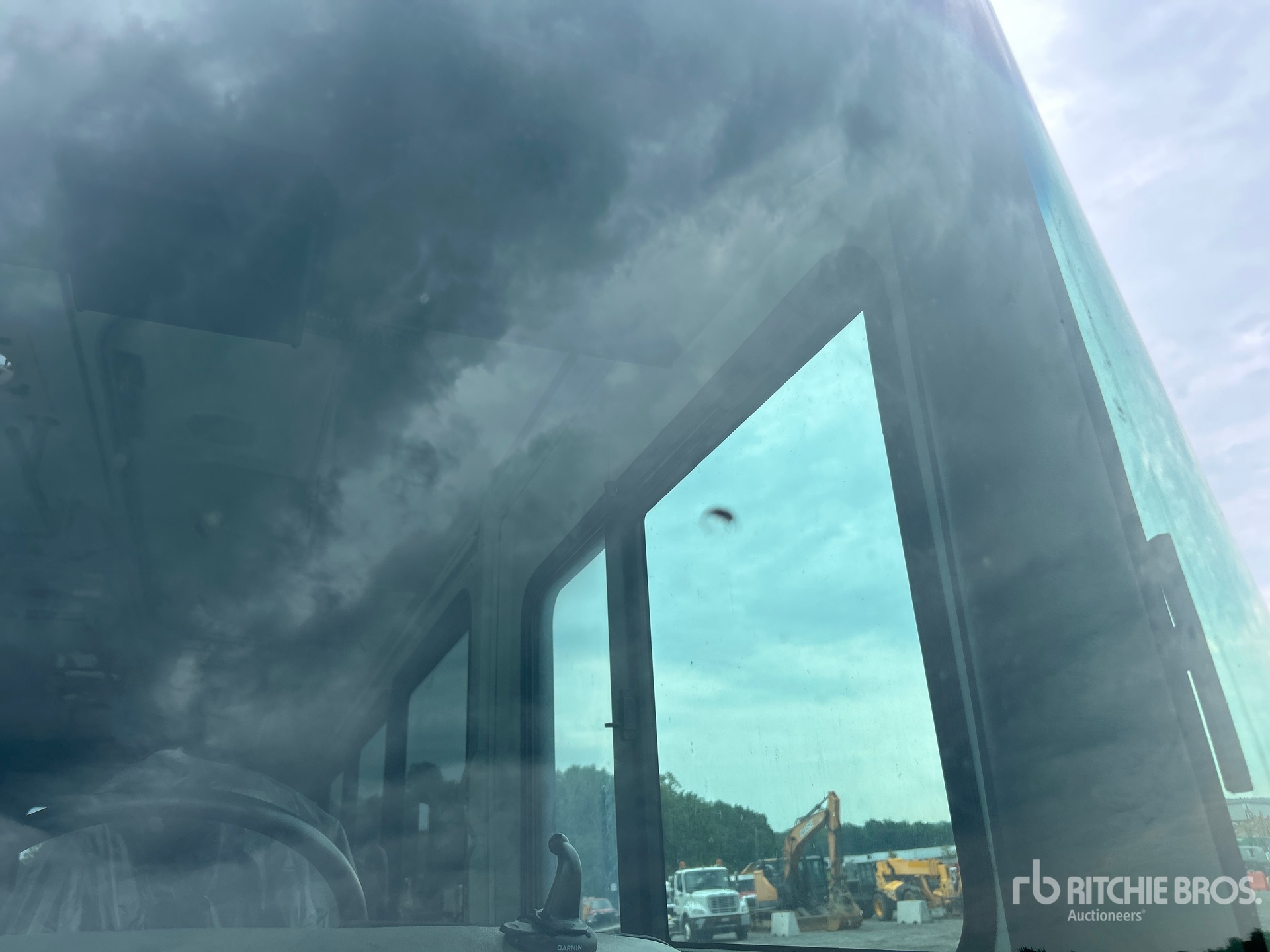 2013 Freightliner MCB