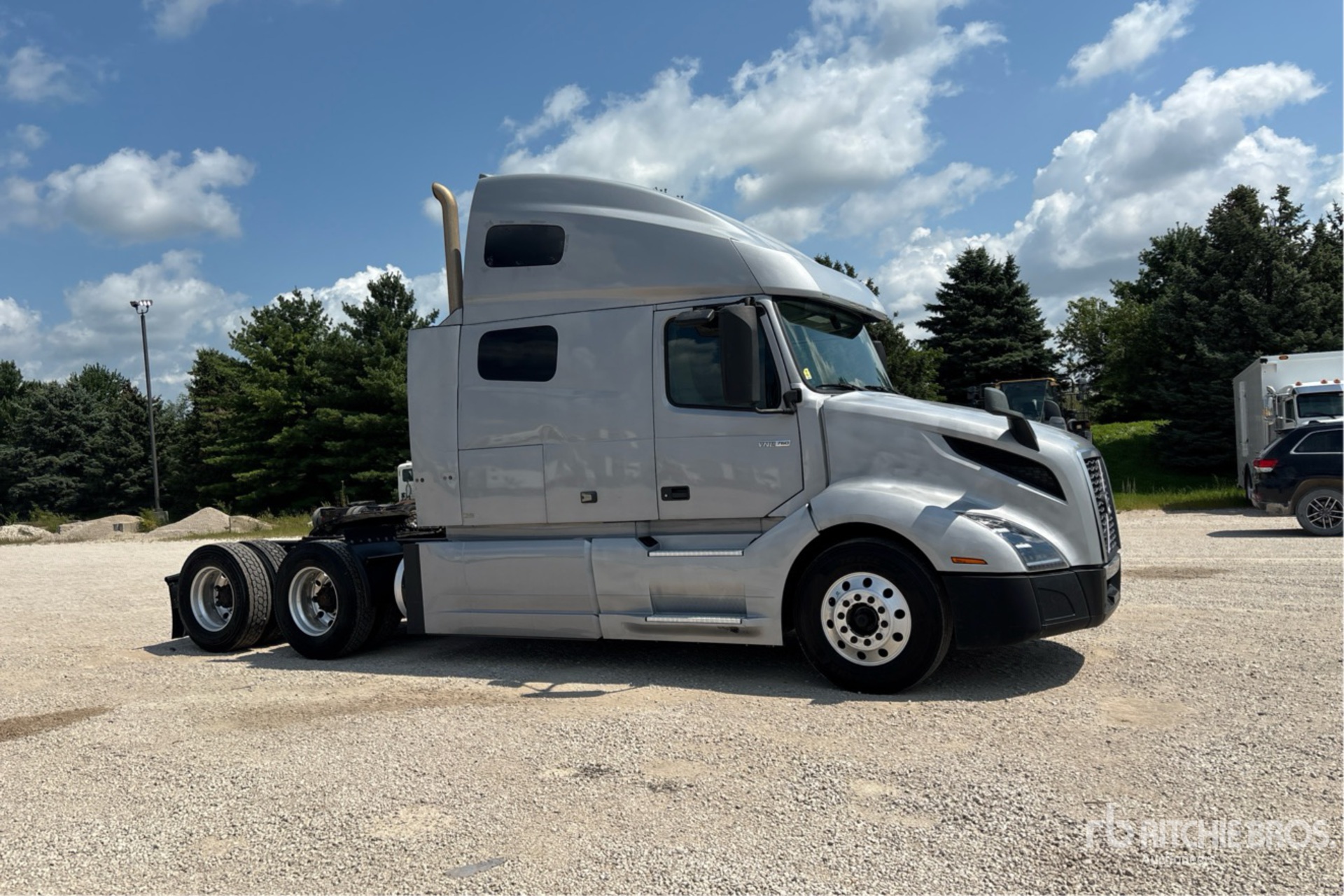 2020 Volvo VNL760
