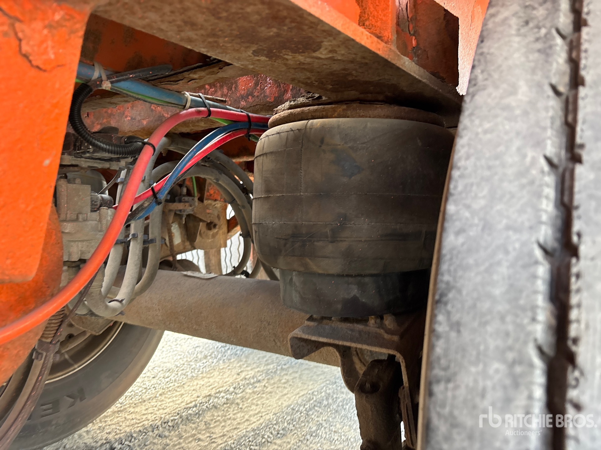 2015 Manac 32 FT SUPER B-TRAIN LEAD