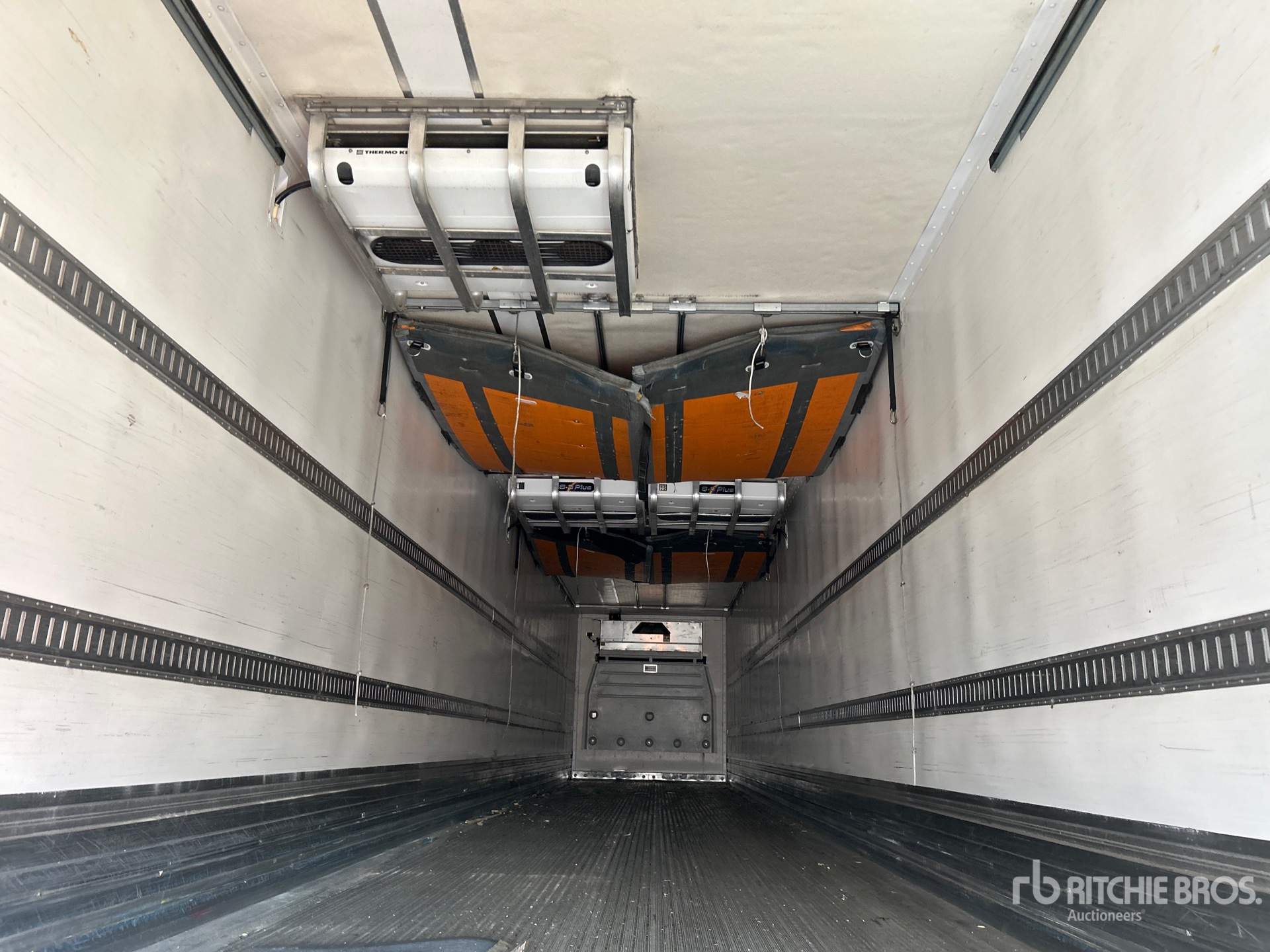 2017 Great Dane 53 FT X 102 IN T/A MULTI -TEMP