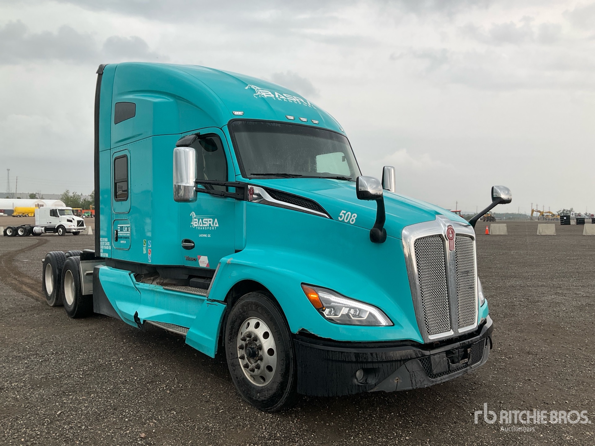 2023 Kenworth T680