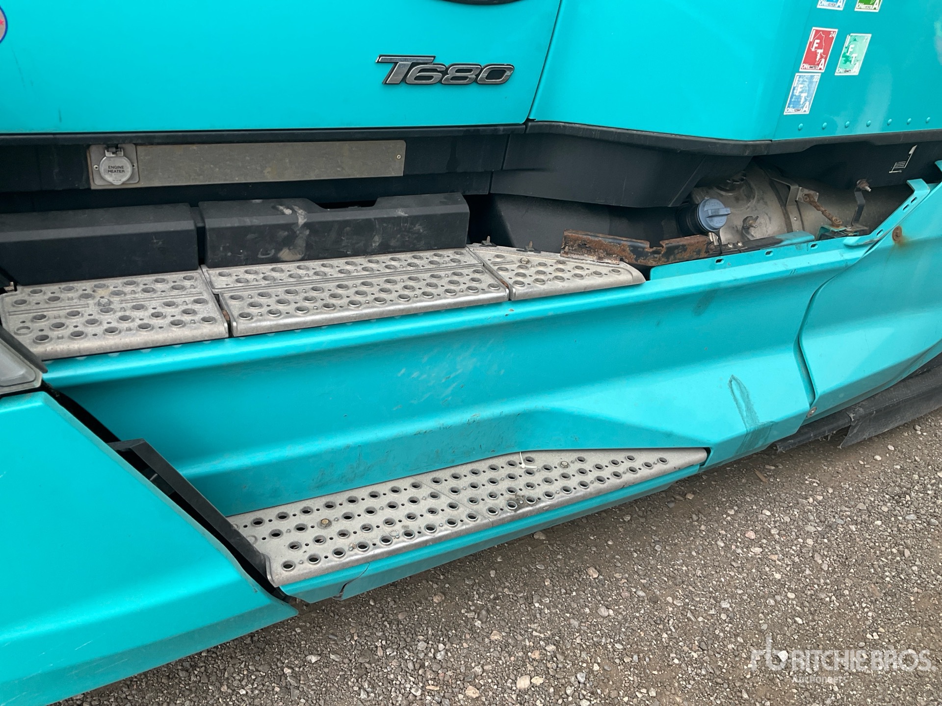 2023 Kenworth T680