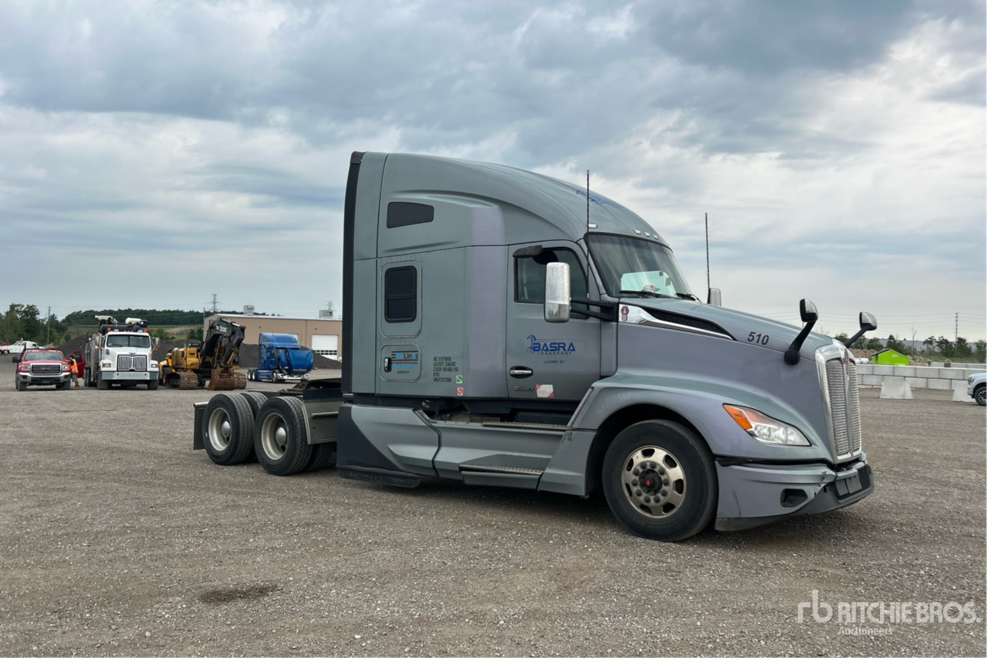 2023 Kenworth T680
