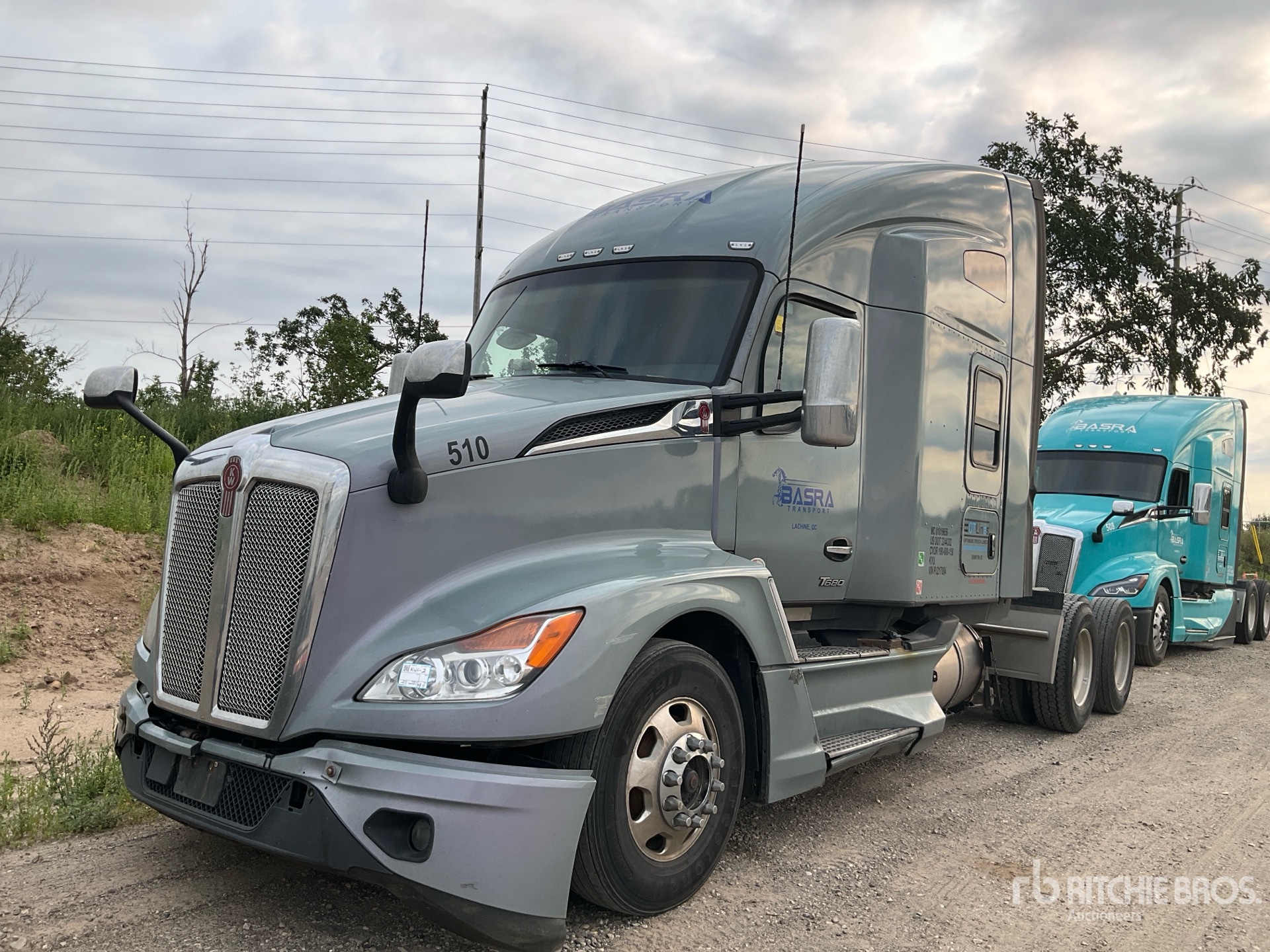 2023 Kenworth T680