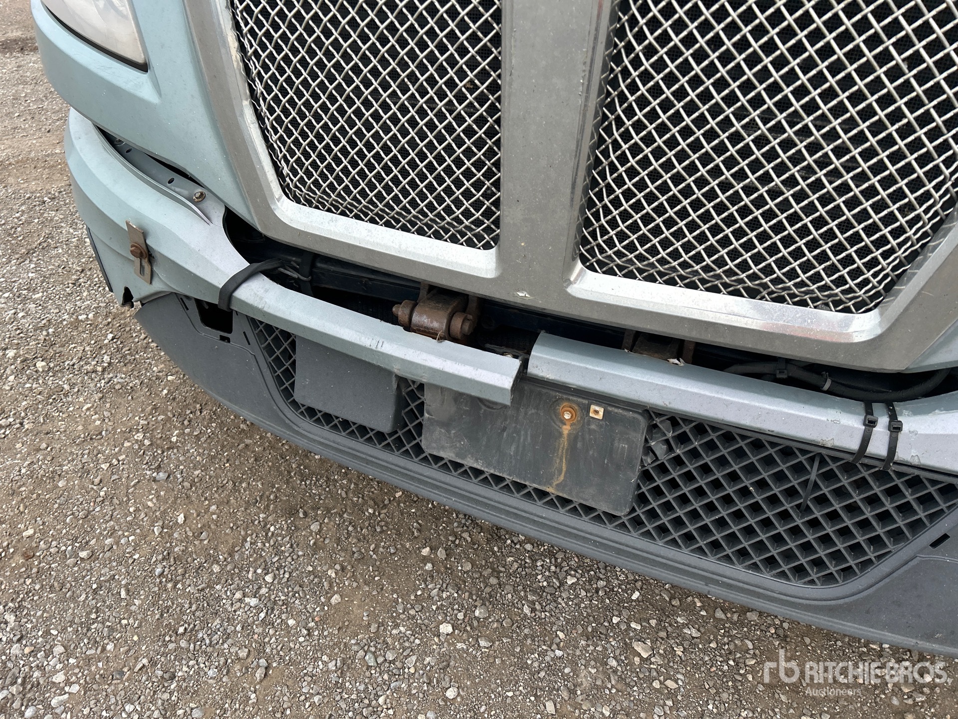 2023 Kenworth T680