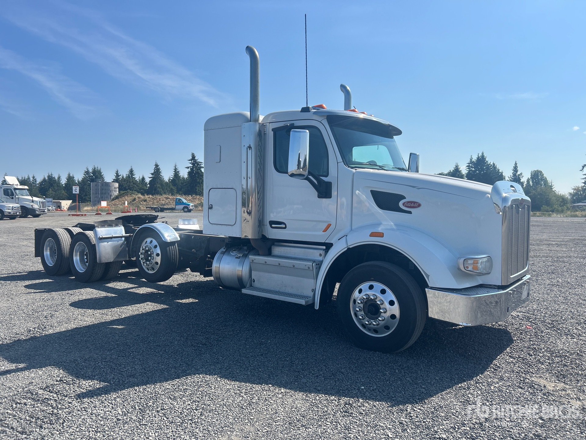 2016 Peterbilt 567