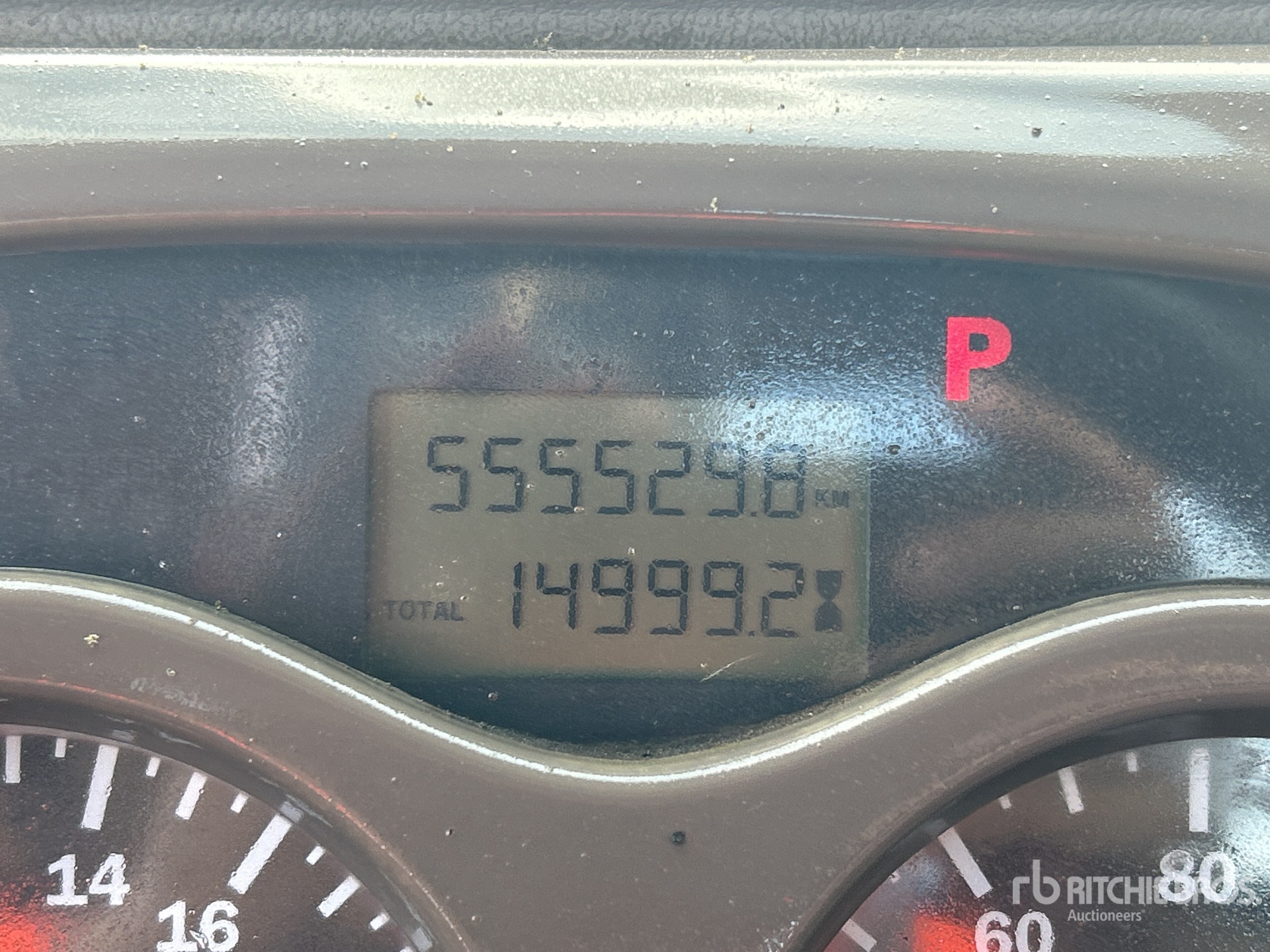 2004 Mack CX613