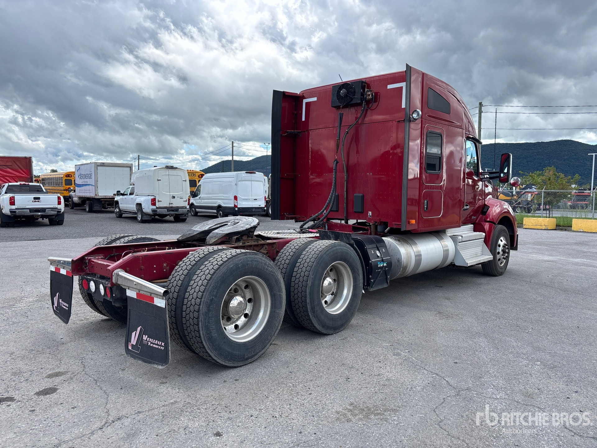 2020 Kenworth T880