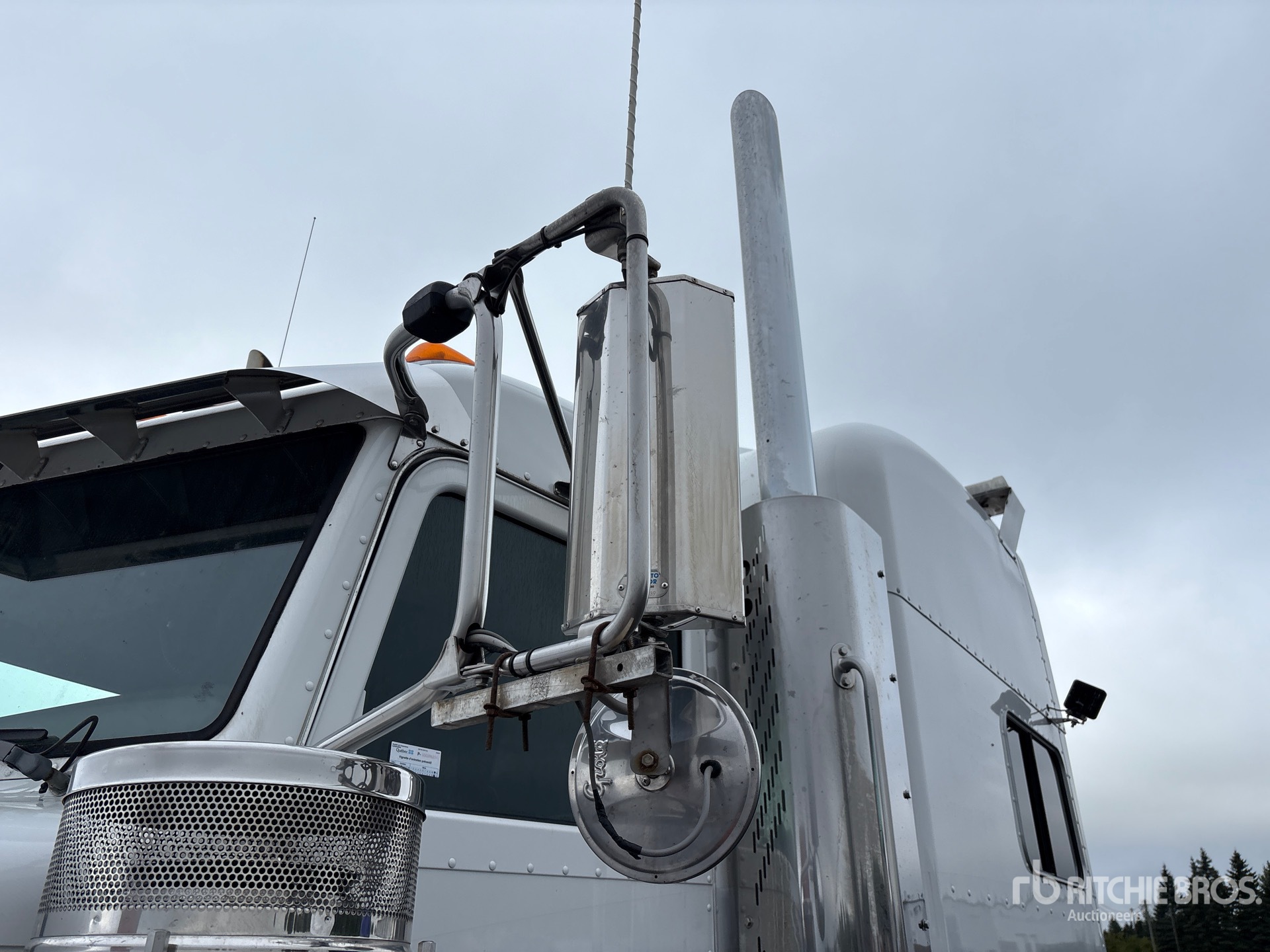 2021 Peterbilt 389