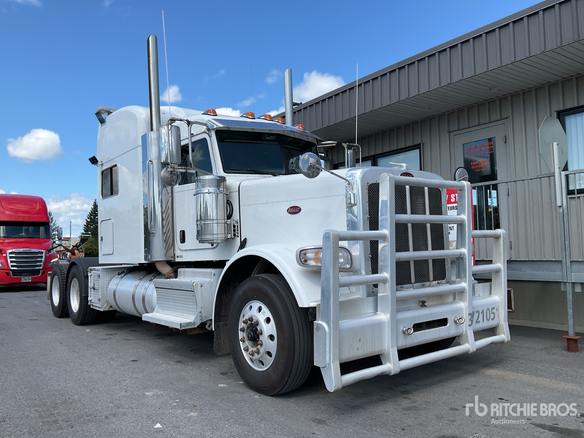 2021 Peterbilt 389