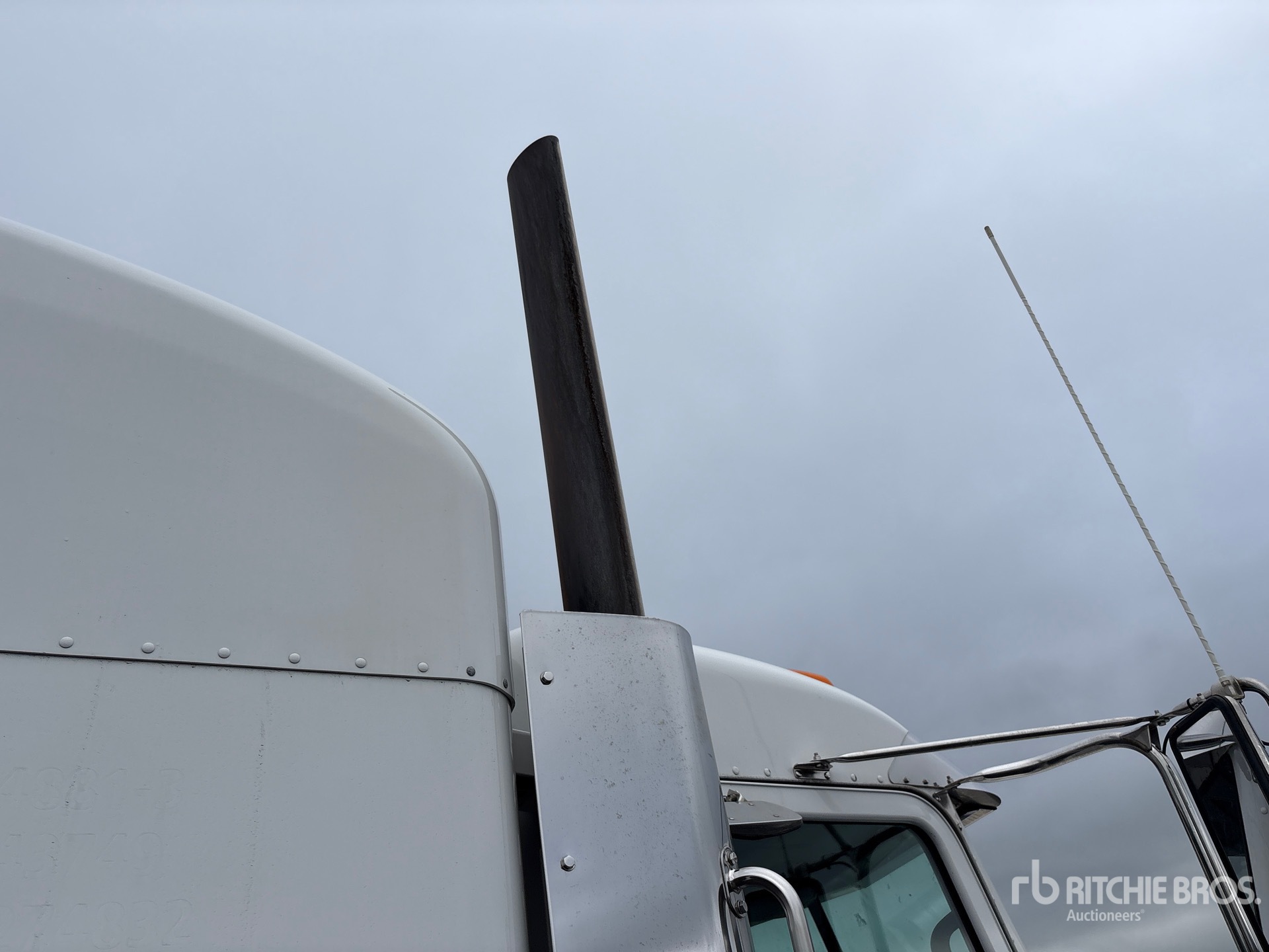 2021 Peterbilt 389
