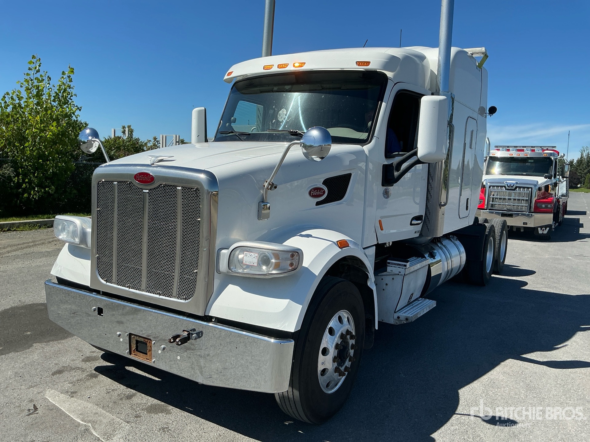 2022 Peterbilt 567