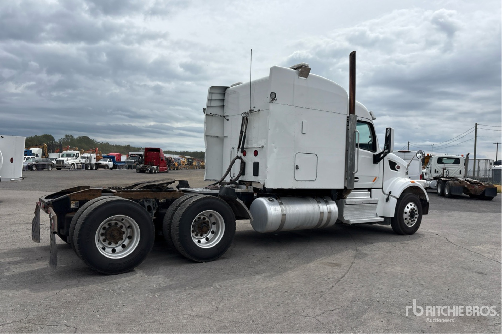2022 Peterbilt 567