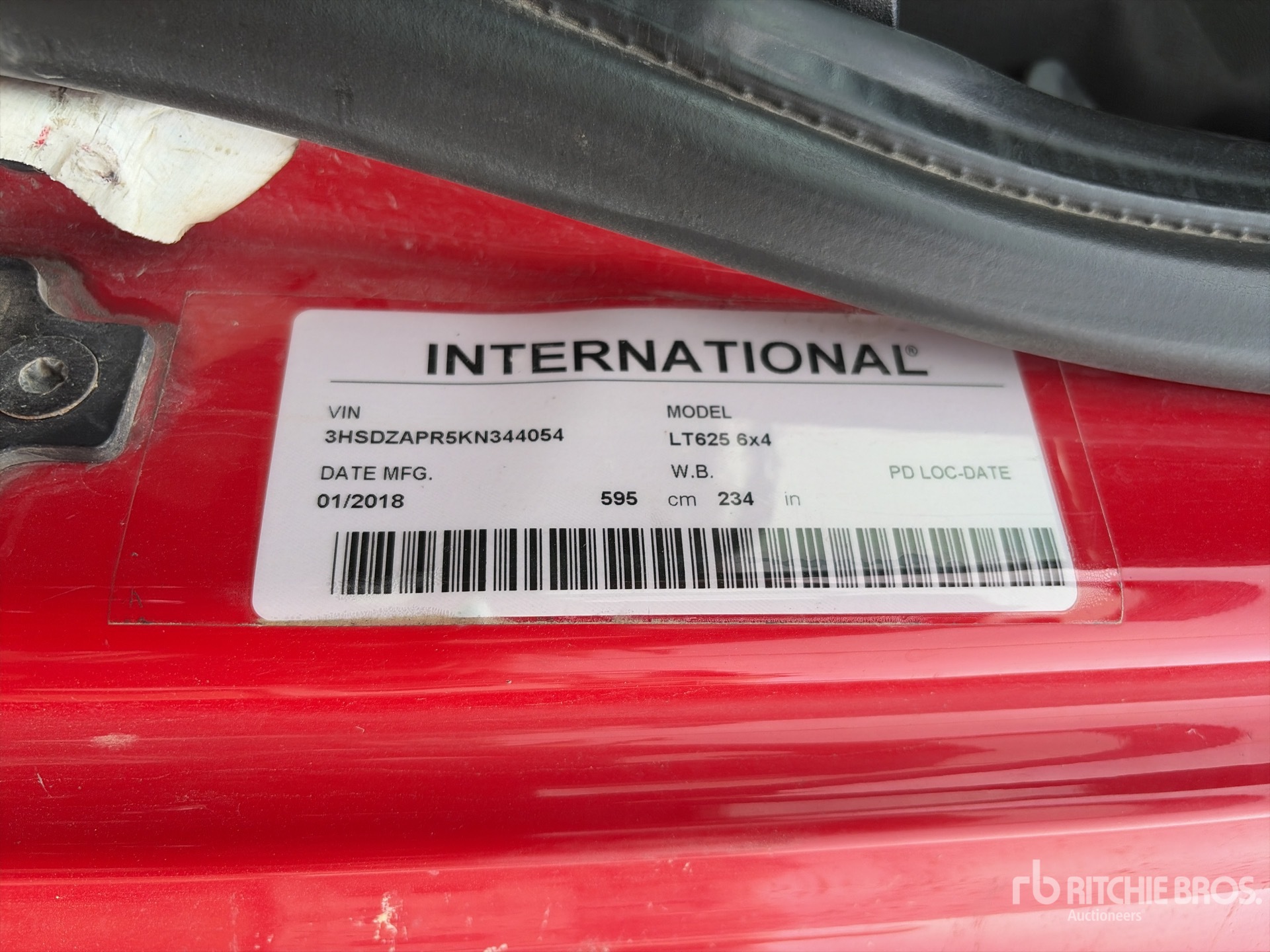 2019 International LT625