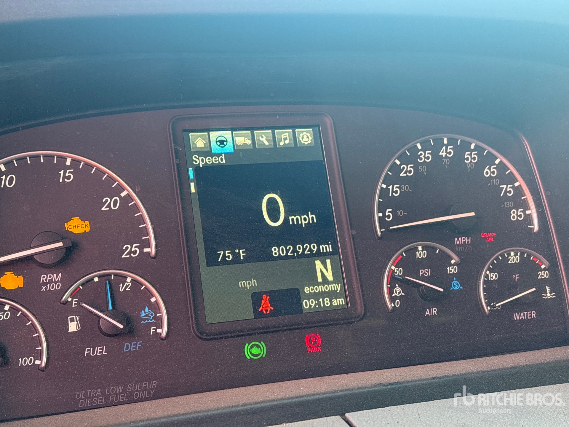 2020 Freightliner CASCADIA 126