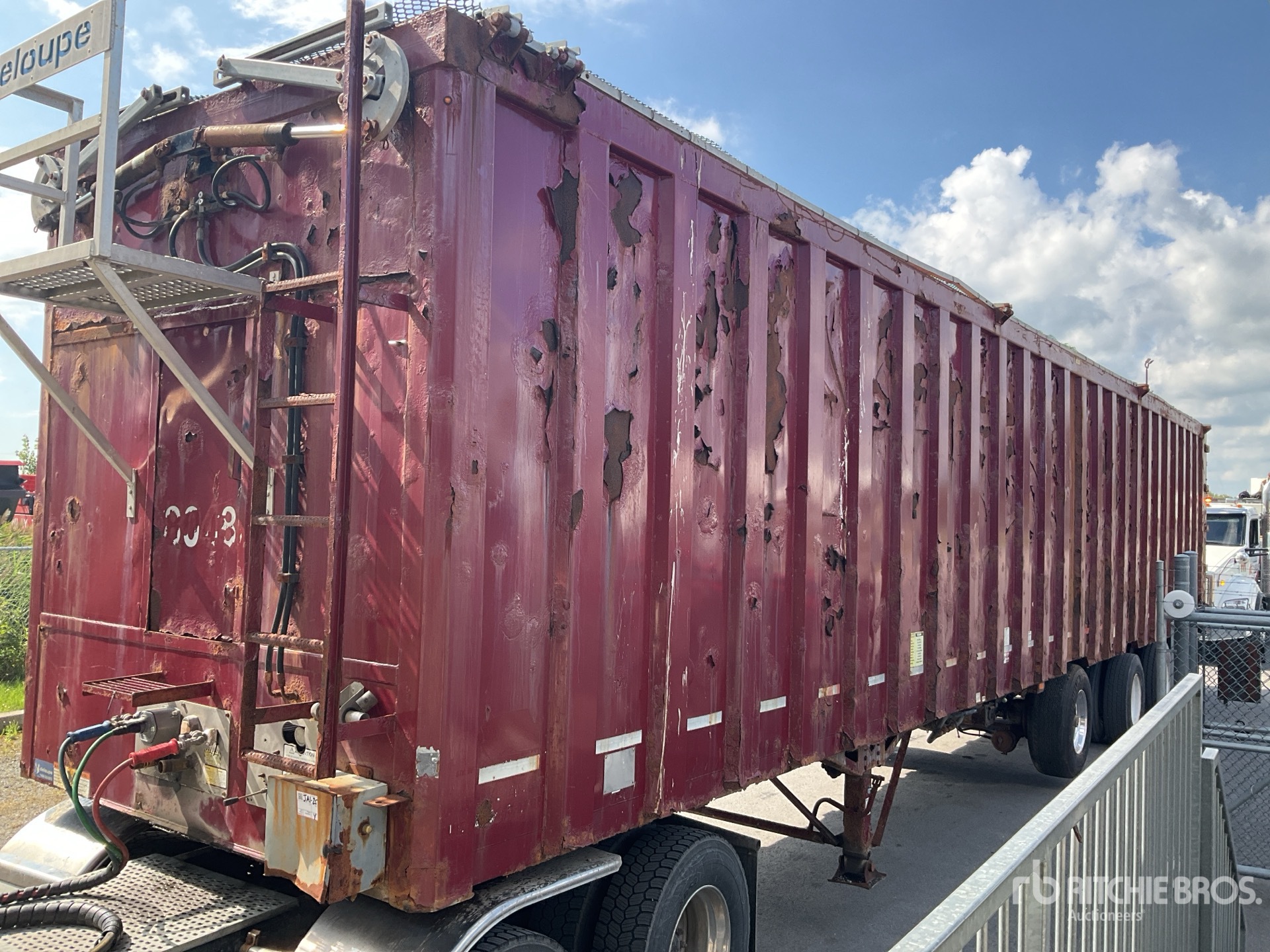 2015 Deloupe 53 ft Quad/A Demolition