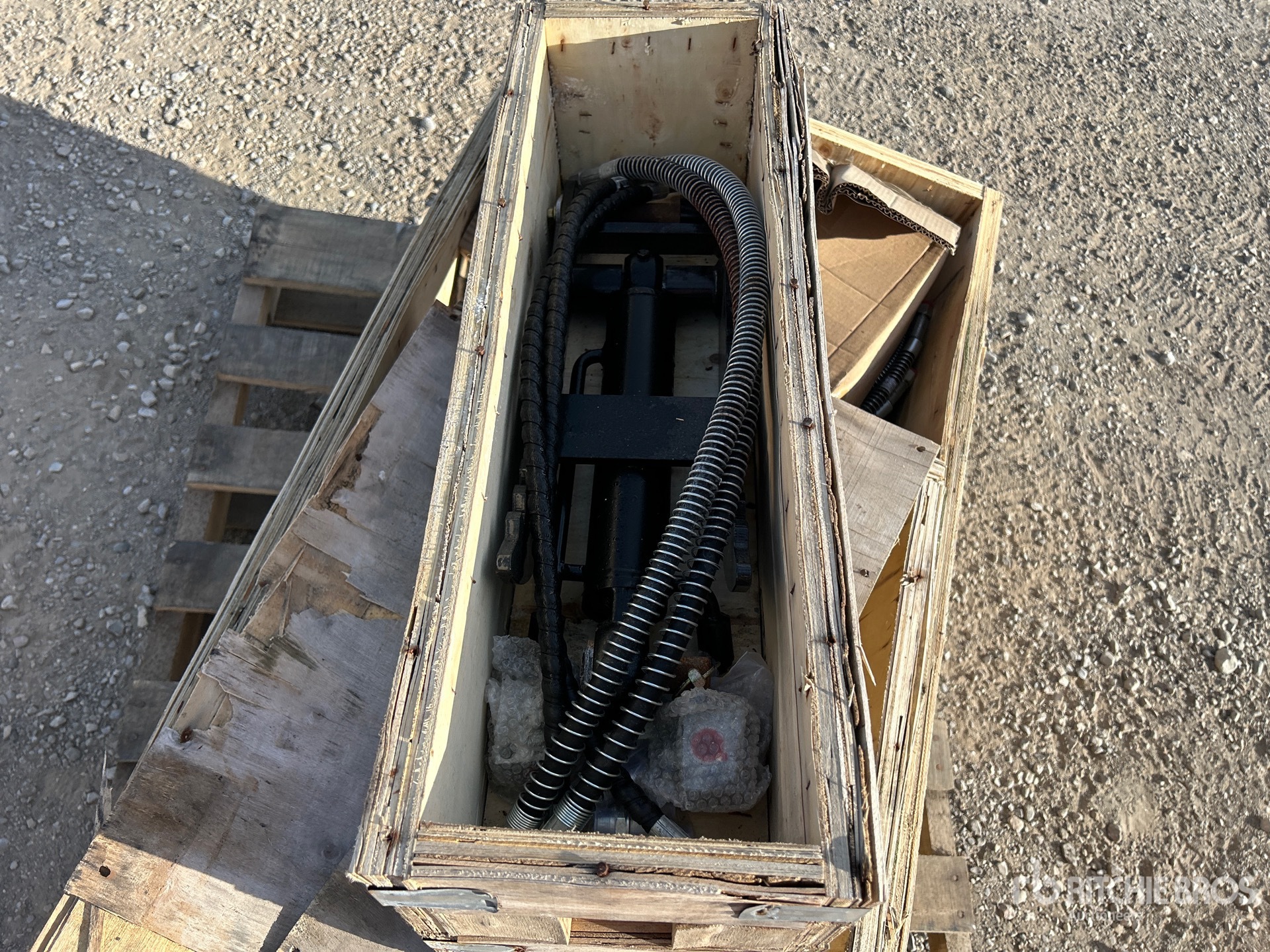 2025 MACHPRO MECHANICAL THUM