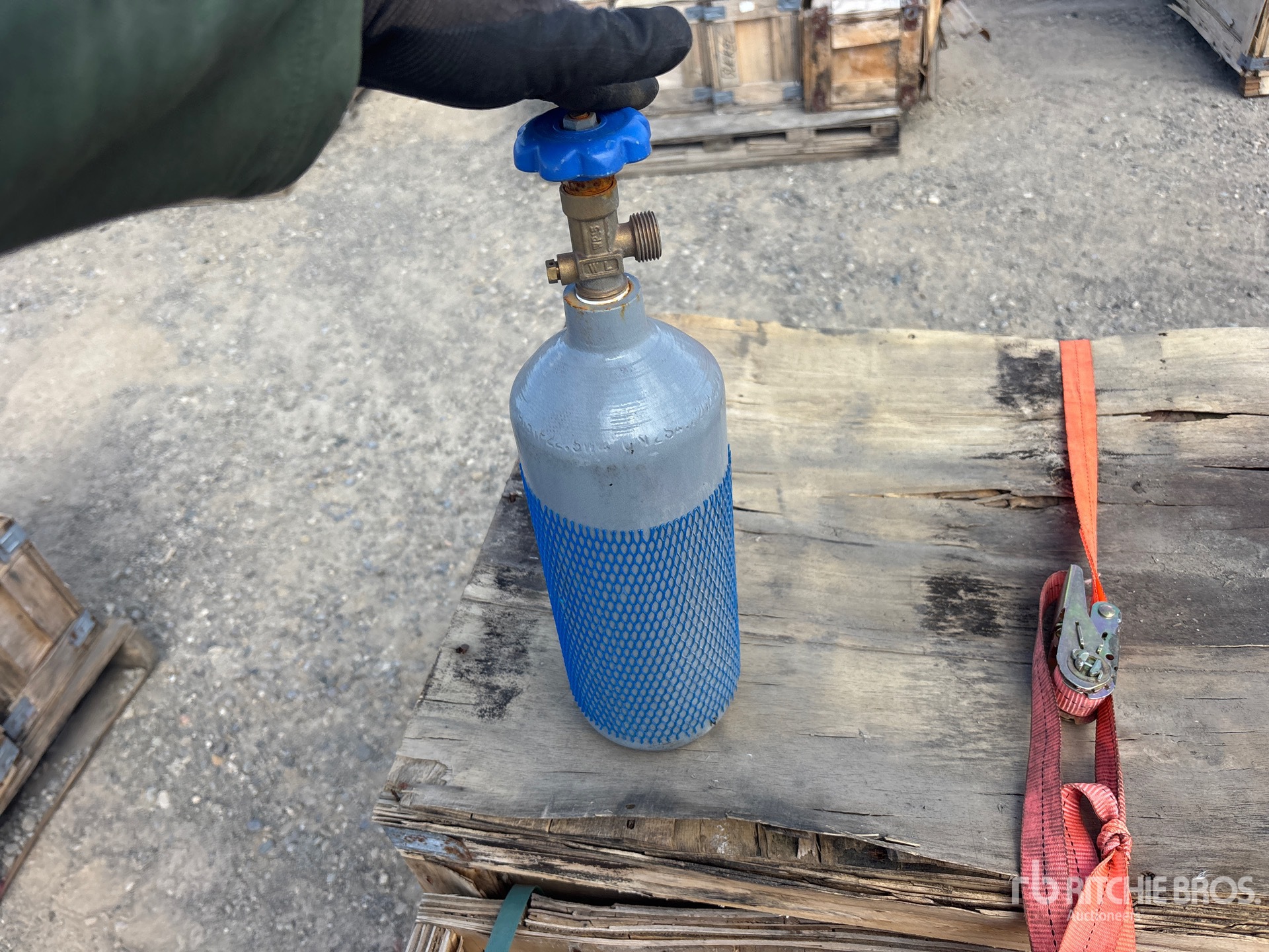 2025 MACHPRO QUANTITY OF (2) ATTACHMENTS (UN ...