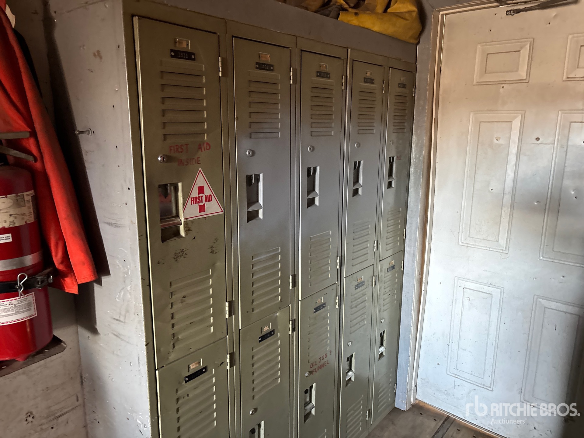 1983 Fruehauf 50 KW SHOP