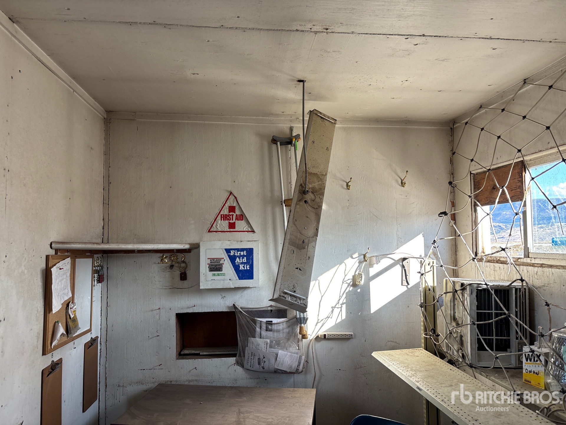 1983 Fruehauf 50 KW SHOP