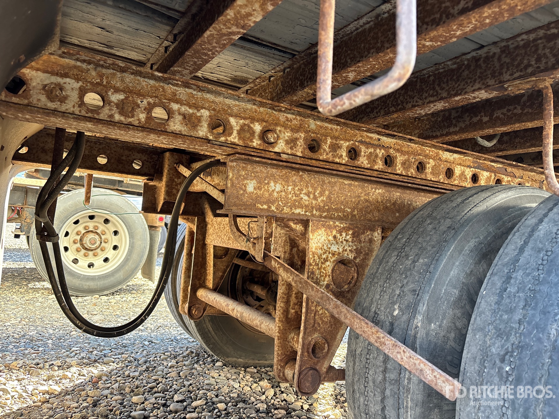 1983 Fruehauf 50 KW SHOP