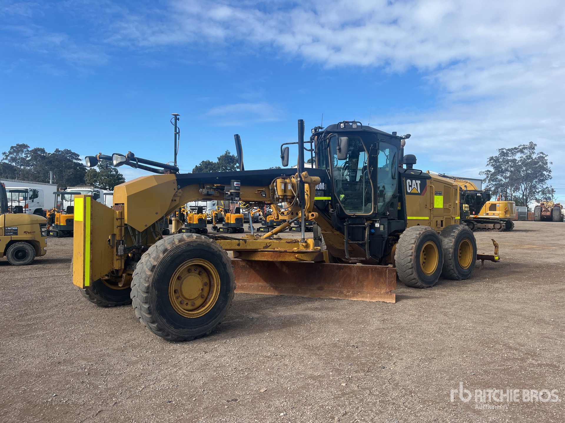 2014 Caterpillar 160M3