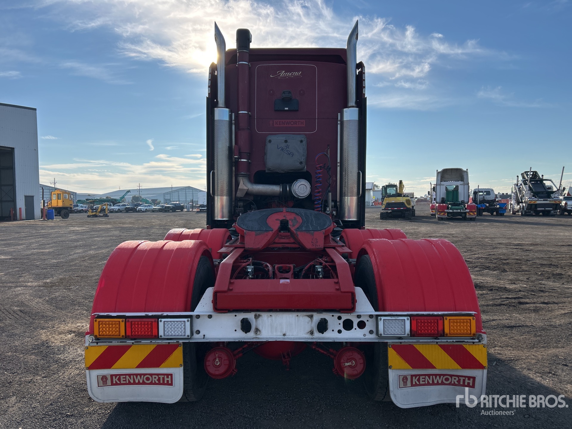 2010 Kenworth K108 AERODYNE