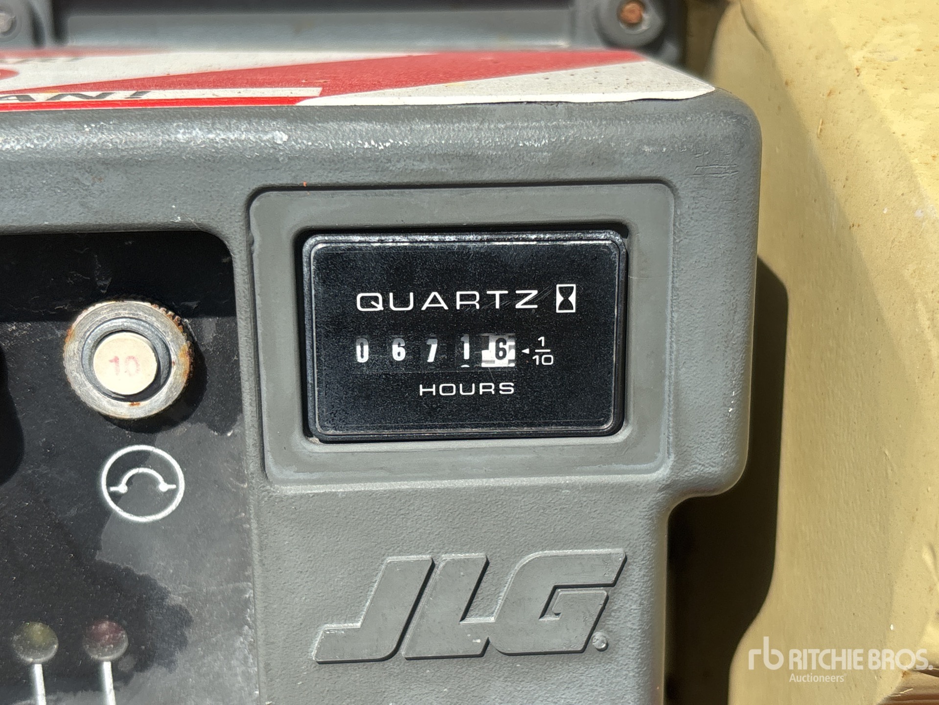 2014 JLG 3246ES